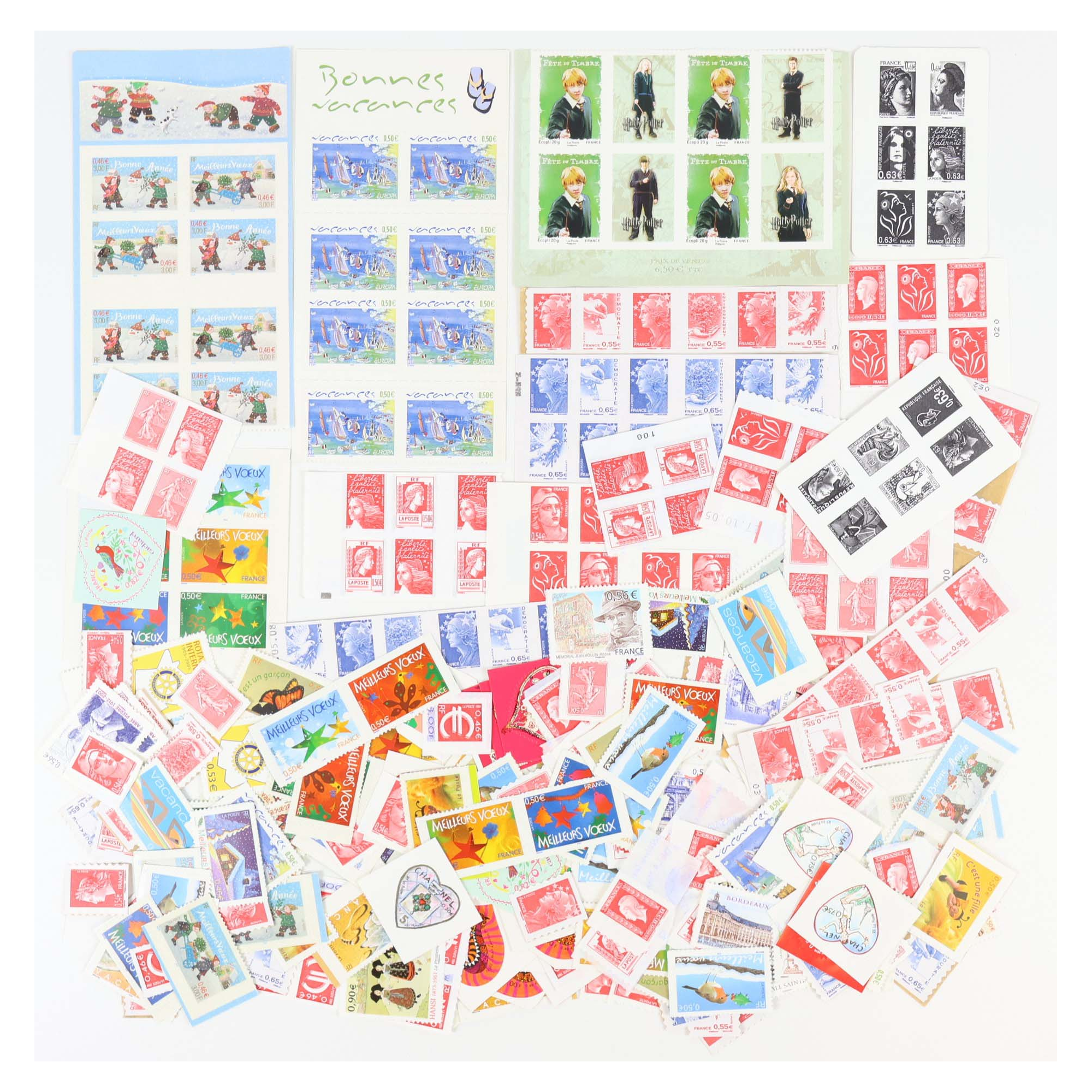 LOT DE TIMBRES POSTE AUTOADHÉSIFS DE FRANCE EN EUROS NEUFS VALEUR FACIALE 211€
