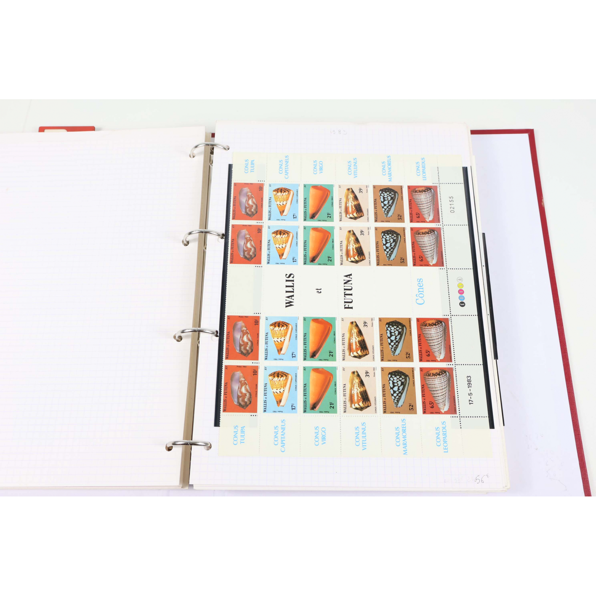 WALLIS ET FUTUNA COLLECTION SUIVIE DE TIMBRES NEUFS** DE 1974 À 1993 COTE 3200€