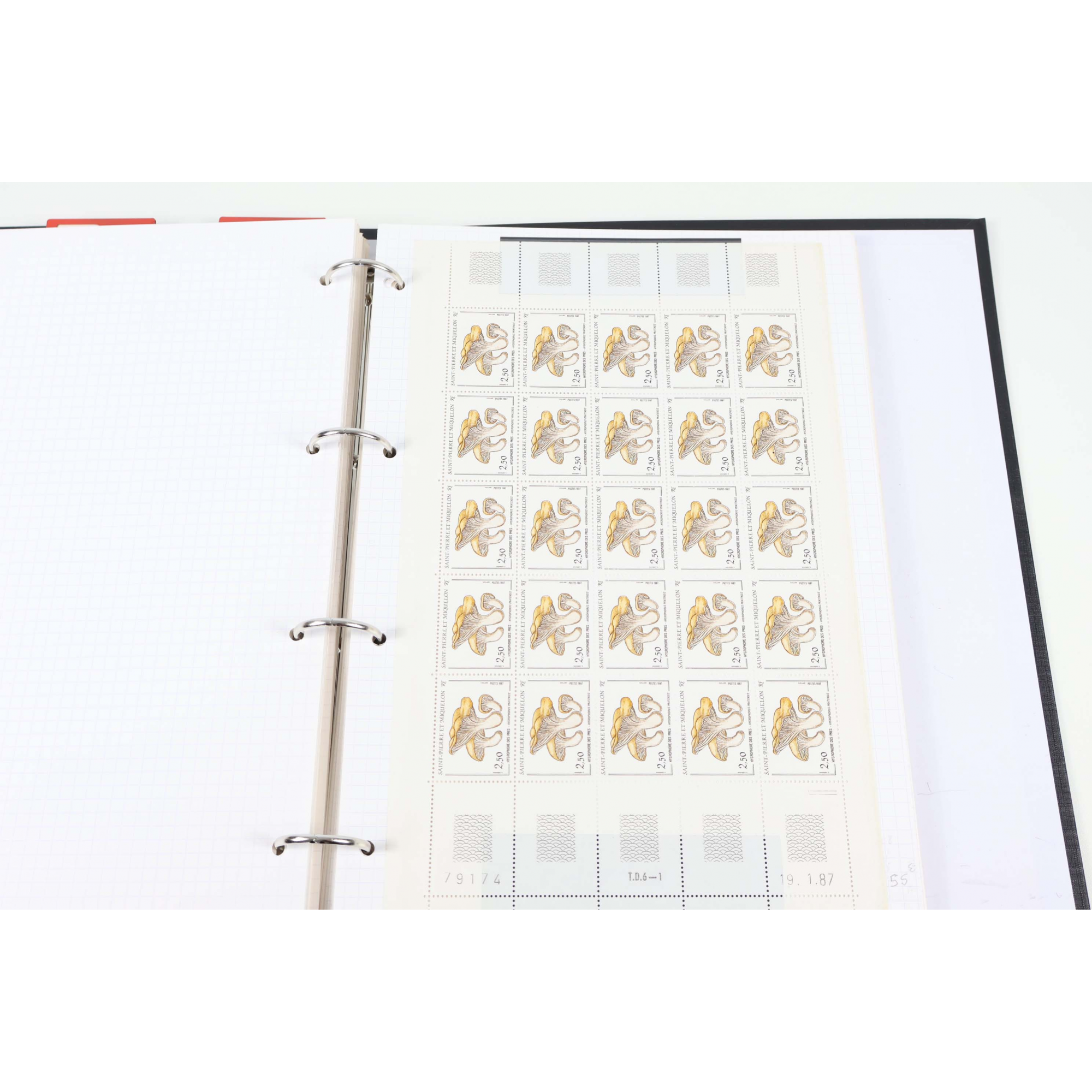 SPM COLLECTION/STOCK DE TIMBRES NEUFS** DES ANNÉES 80-90 AVEC FEUILLES COMPLÈTES