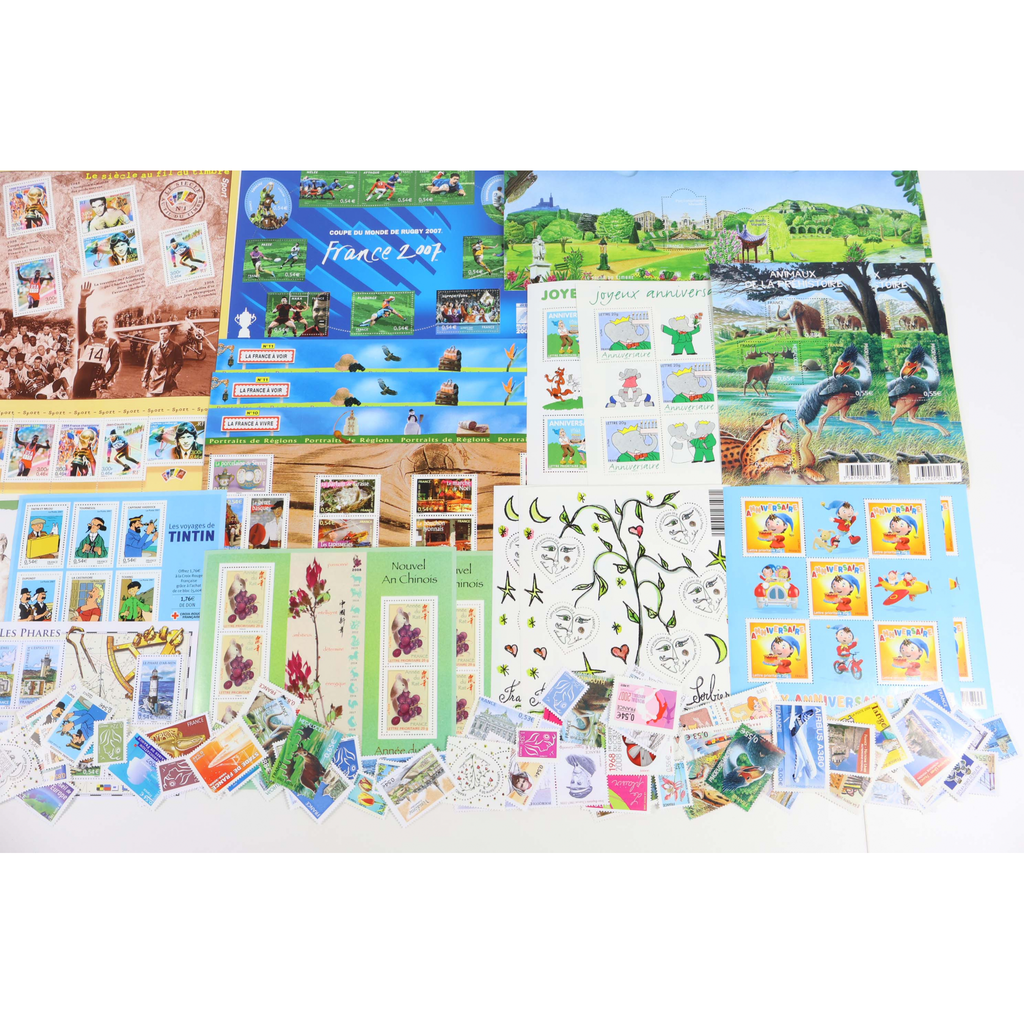 FRANCE LOT DE BLOCS-FEUILLETS ET TIMBRES EN EUROS COLLECTION/COURRIER VF 269€