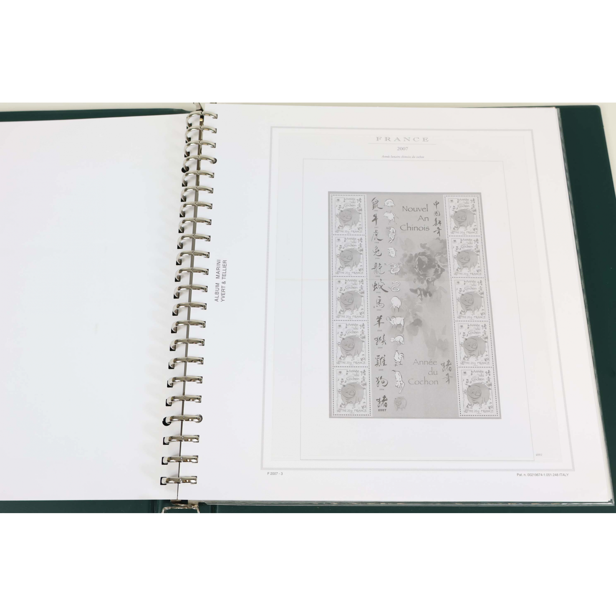 LOT 3 ALBUMS MARINI POUR RANGER COLLECTION TIMBRES + FEUILLES ENTRE 2007 ET 2010