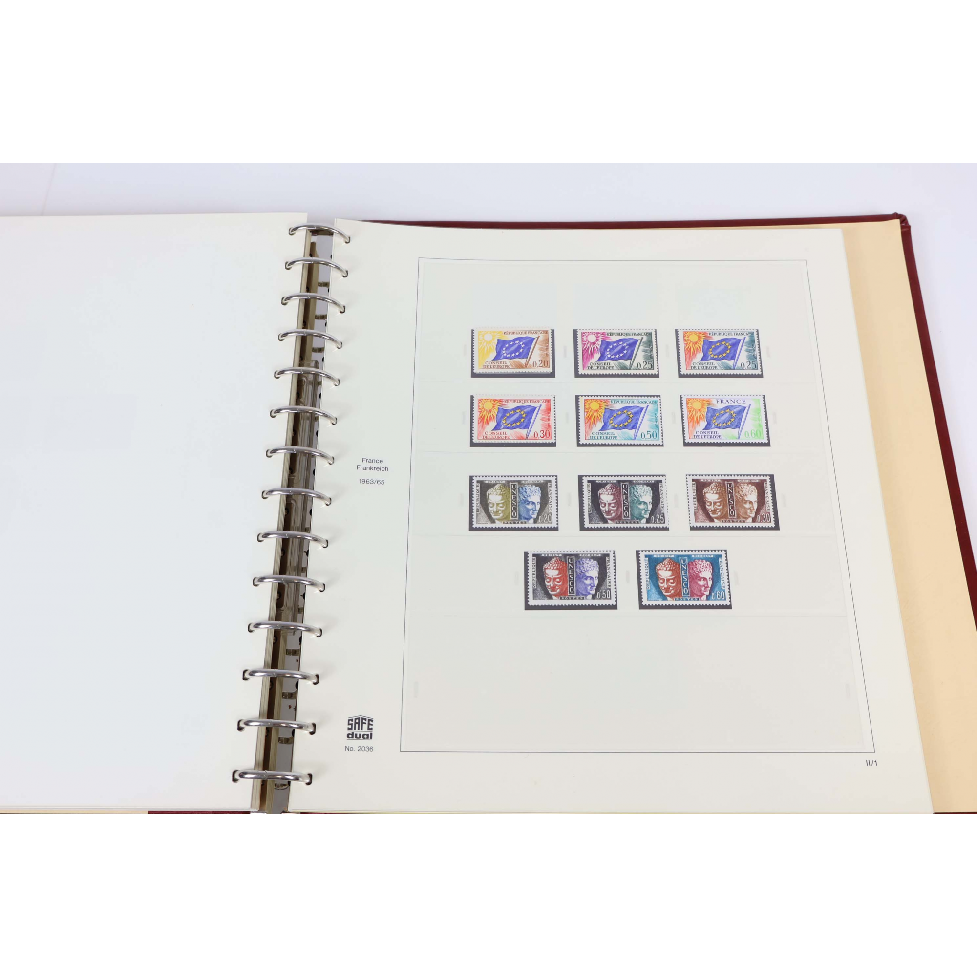 FRANCE COLLECTION DE 1960 À 1972 TIMBRES NEUFS** CLASSEUR HAUT DE GAMME SAFE
