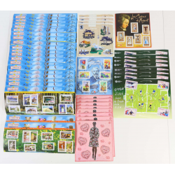 LOT 378 TIMBRES 0.53 EUROS BLOCS FEUILLETS AVEC DÉFAUTS POUR AFFRANCHIR VF 200€