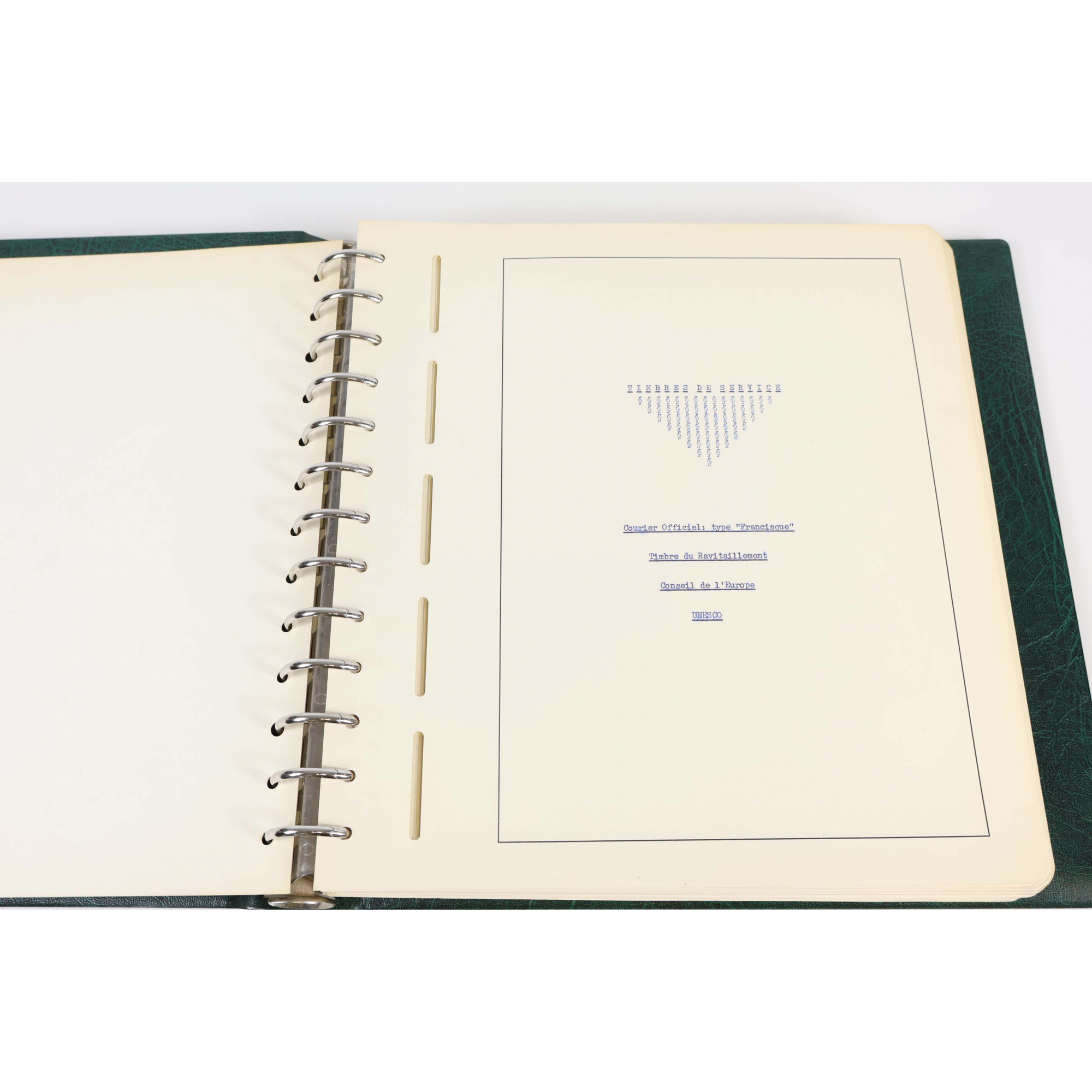 FRANCE COLLECTION PERSONNALISÉE DE TIMBRES NEUFS** DANS UN CLASSEUR LEUCHTTURM