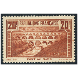 FRANCE N°262 PONT DU GARD COTE 325€ TIMBRE NEUF* SIGNÉ BRUN EXCELLENTE QUALITÉ