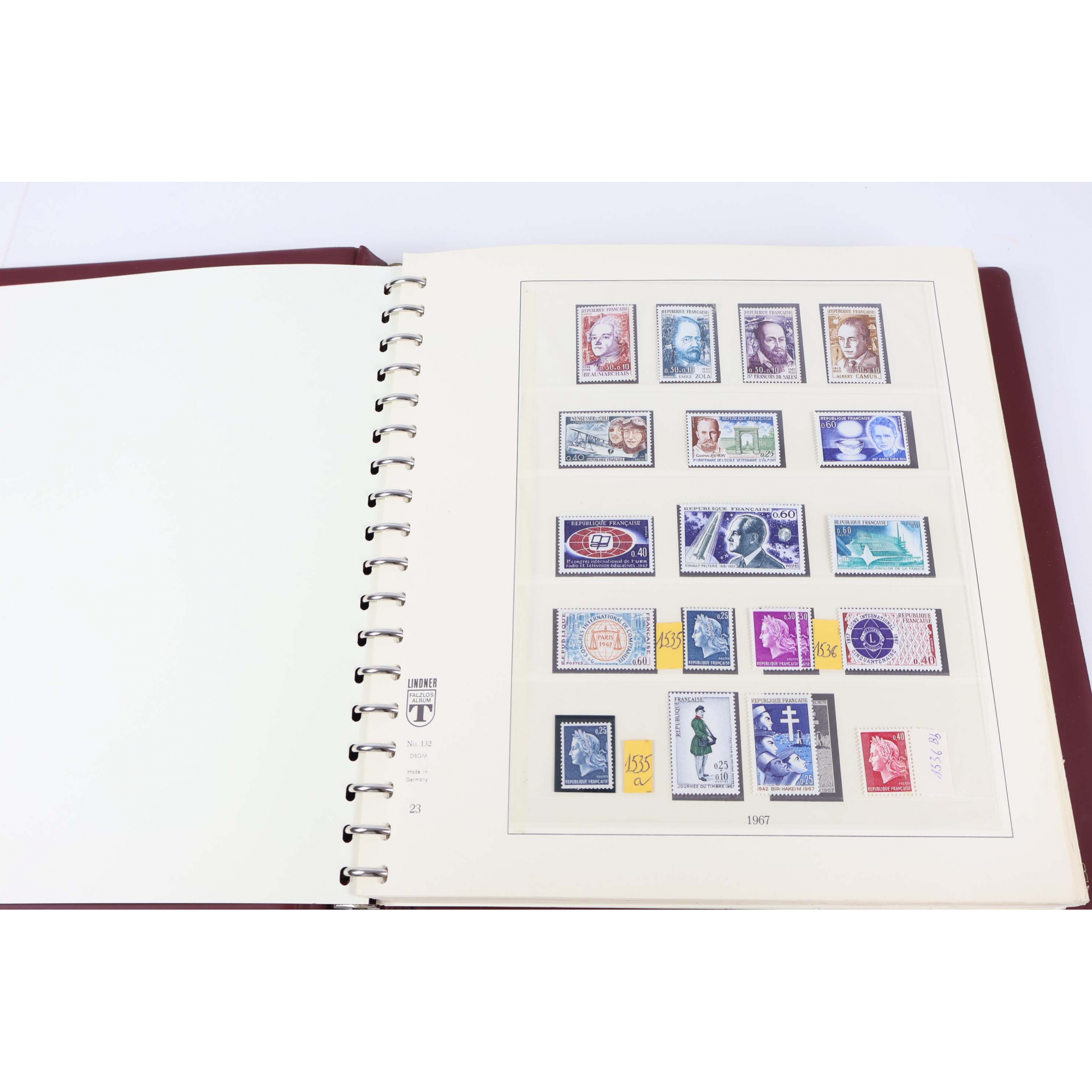 COLLECTION DE FRANCE DE 1967 À 1980 TIMBRES NEUFS** CLASSEUR LINDNER HT DE GAMME