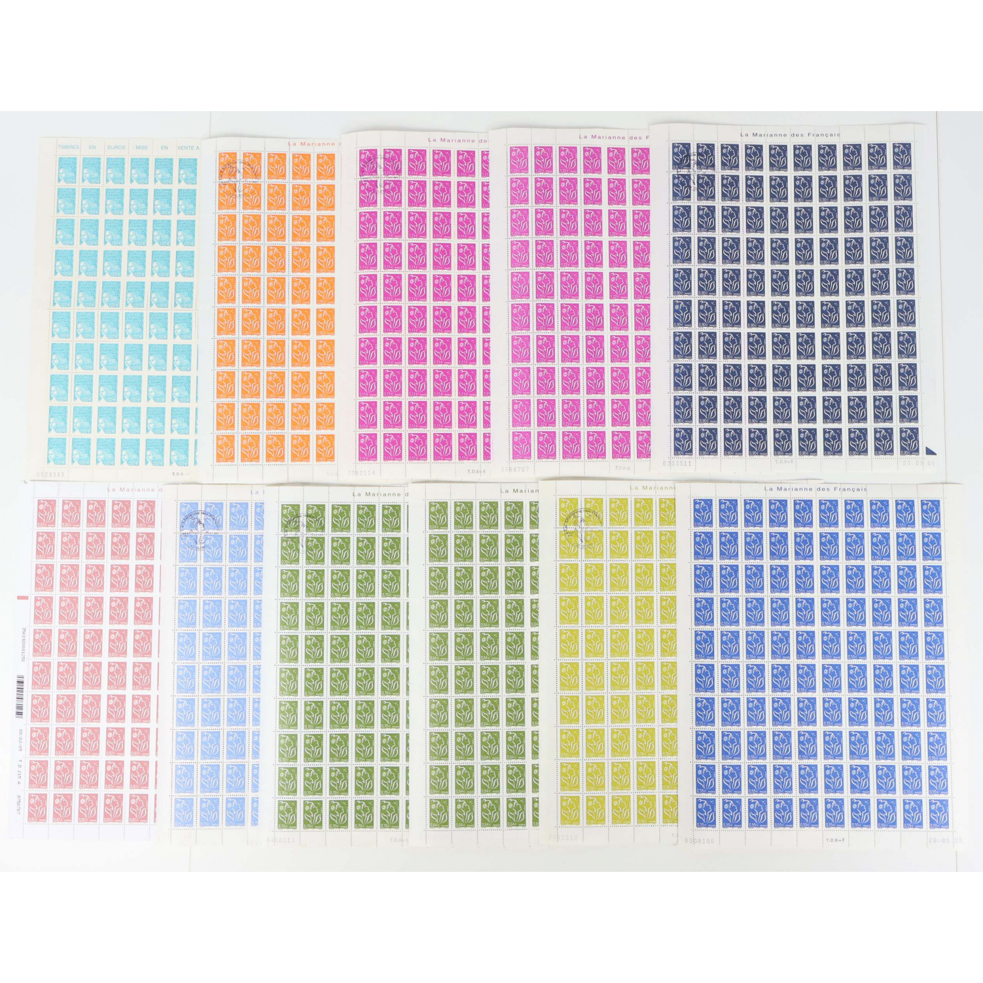 FRANCE LOT DE FEUILLES COMPLÈTES TYPE MARIANNE EN EUROS FACIALE 907€