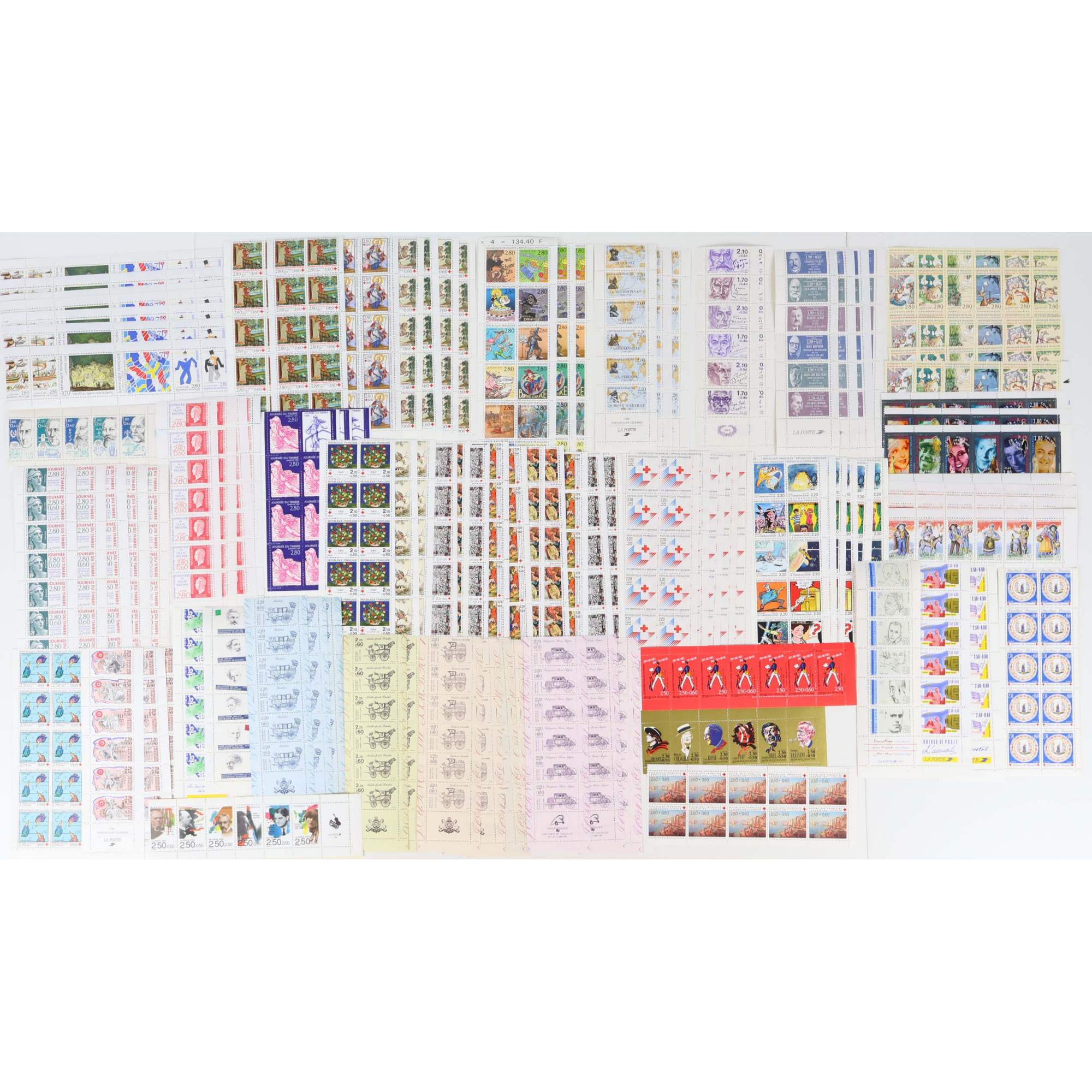 FRANCE LOT IMPORTANT DE CARNETS EN FRANCS TIMBRES NEUFS** FACIALE 1942FFr