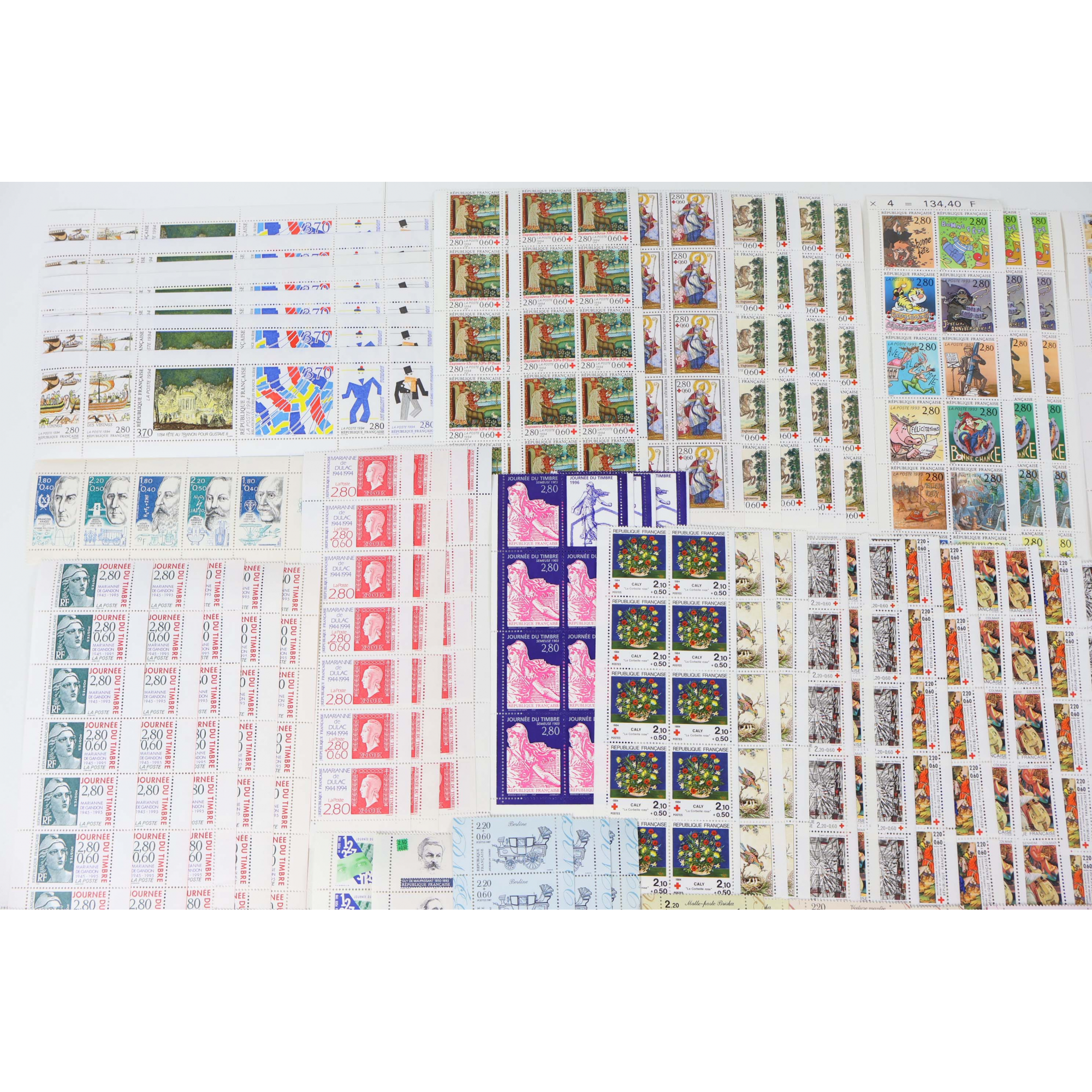FRANCE LOT IMPORTANT DE CARNETS EN FRANCS TIMBRES NEUFS** FACIALE 1942FFr