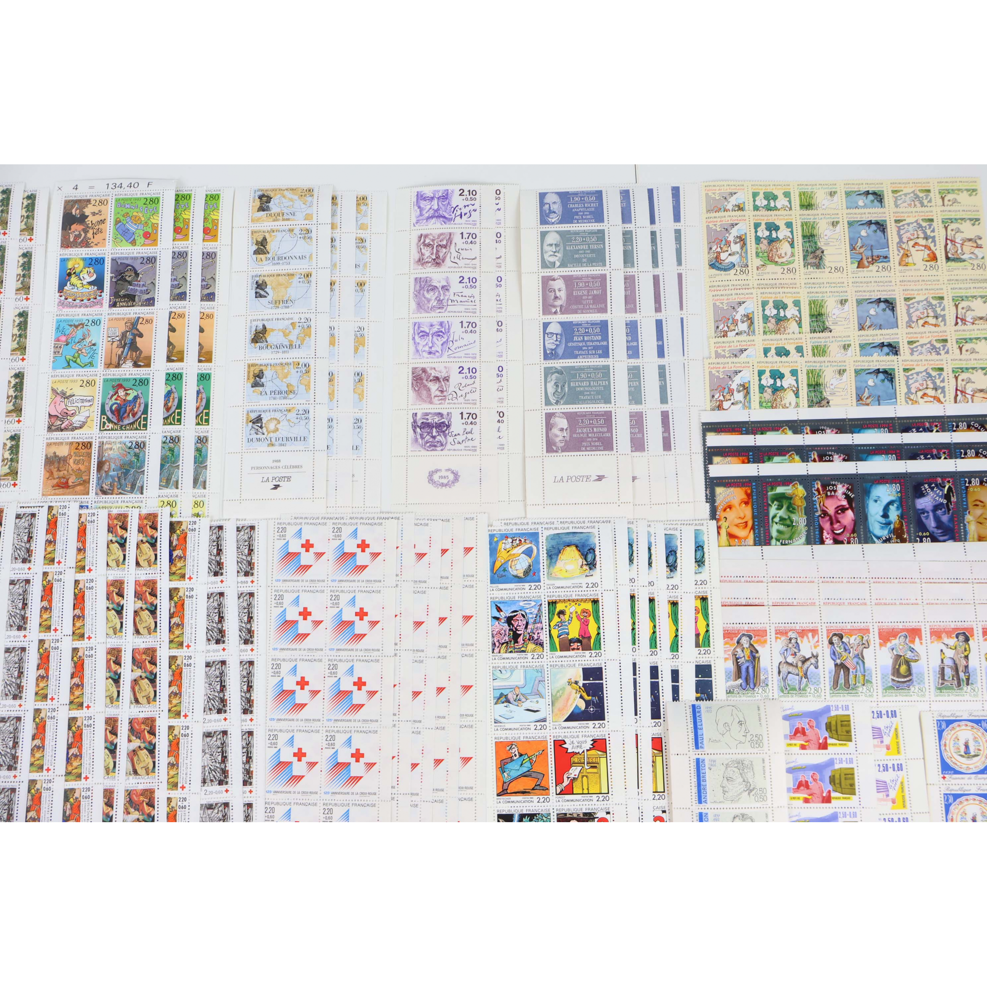 FRANCE LOT IMPORTANT DE CARNETS EN FRANCS TIMBRES NEUFS** FACIALE 1942FFr
