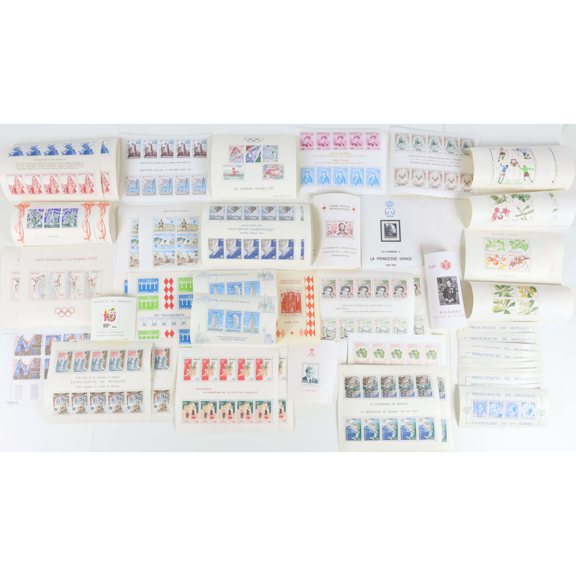 MONACO LOT/STOCK DE BLOCS-FEUILLETS TIMBRES NEUFS** BELLE COTE ET QUALITÉ