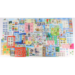 FRANCE LOT IMPORTANT DE TIMBRES/CARNETS/BLOCS 1999 À 2005 EN EUROS FACIALE 1017€