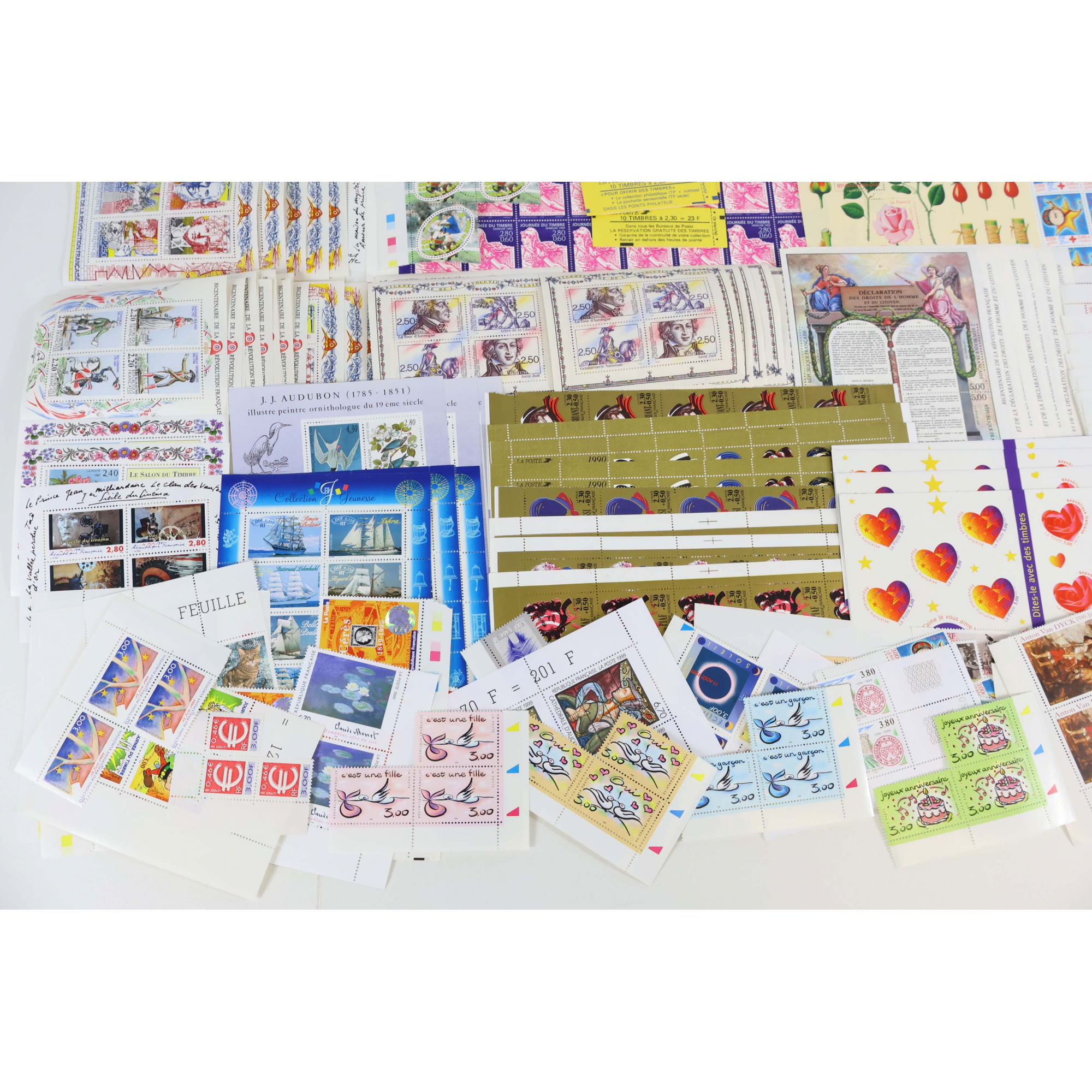 FRANCE IMPORTANT LOT DE TIMBRES/BLOCS-FEUILLETS/CARNETS EN FRANCS FAC 3561FFr