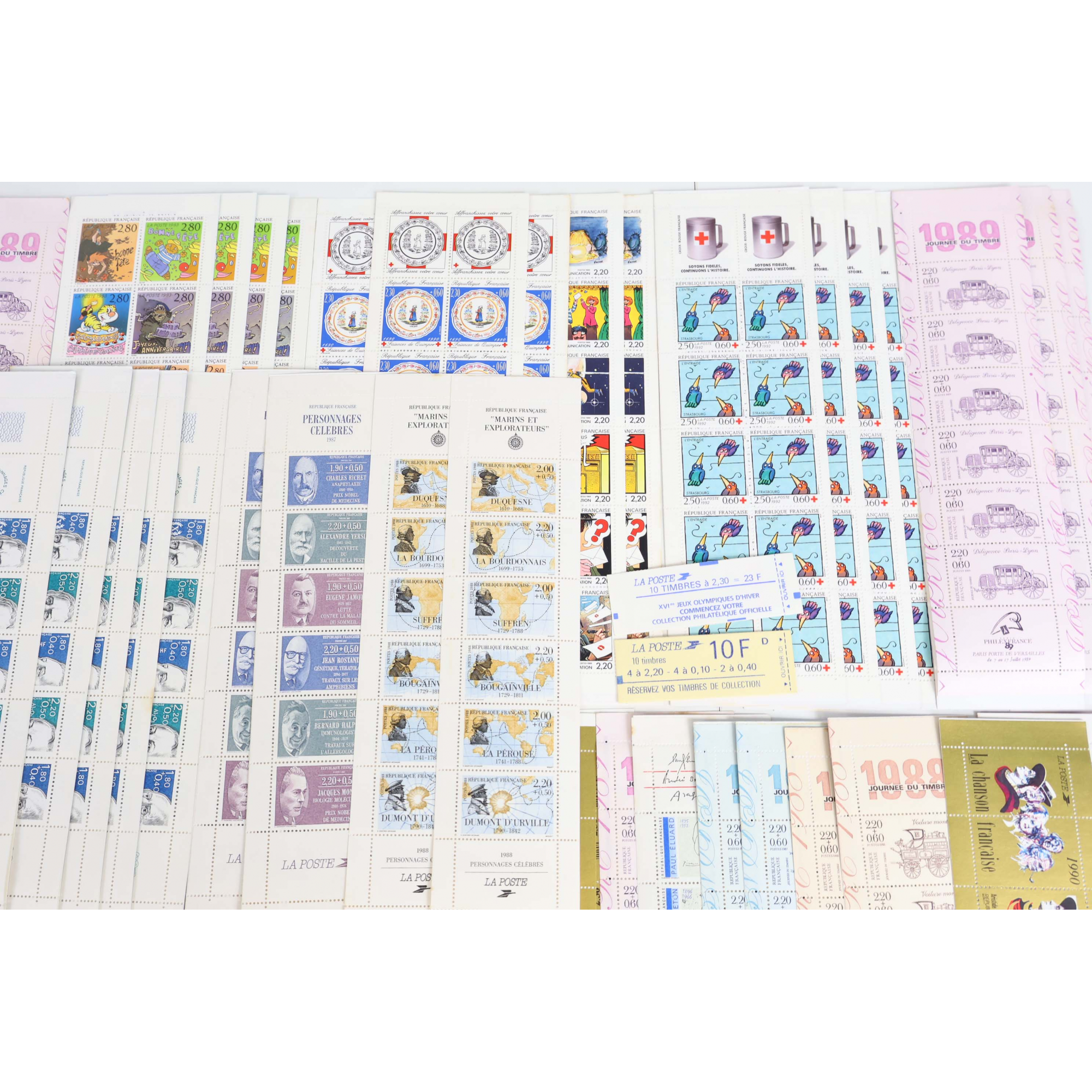 FRANCE LOT IMPORTANT DE CARNETS EN FRANCS POUR AFFRANCHISSEMENT FACIALE 2000FFr