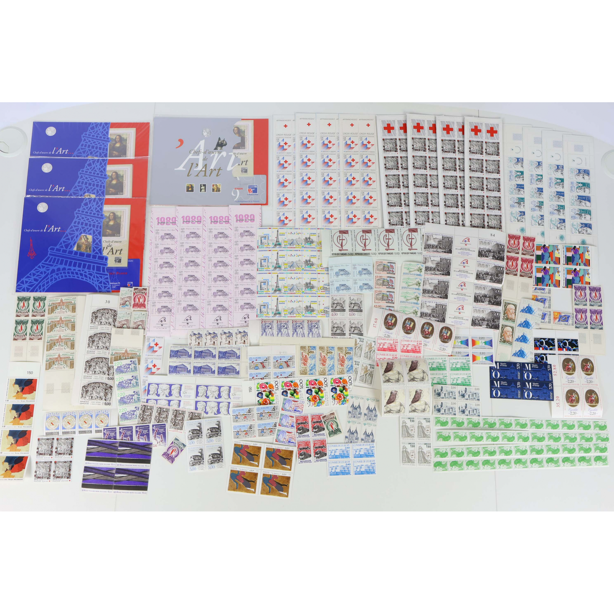 FRANCE LOT DE TIMBRES-POSTE - BLOCS-FEUILLETS-CARNETS EN FRANCS FACIALE 988FFr