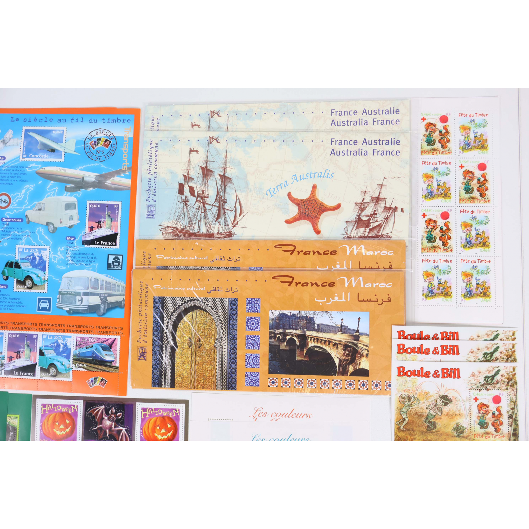 FRANCE LOT EN EUROS TIMBRES/BLOCS-FEUILLETS/CARNETS TIMBRES NEUFS** FACIALE 114€
