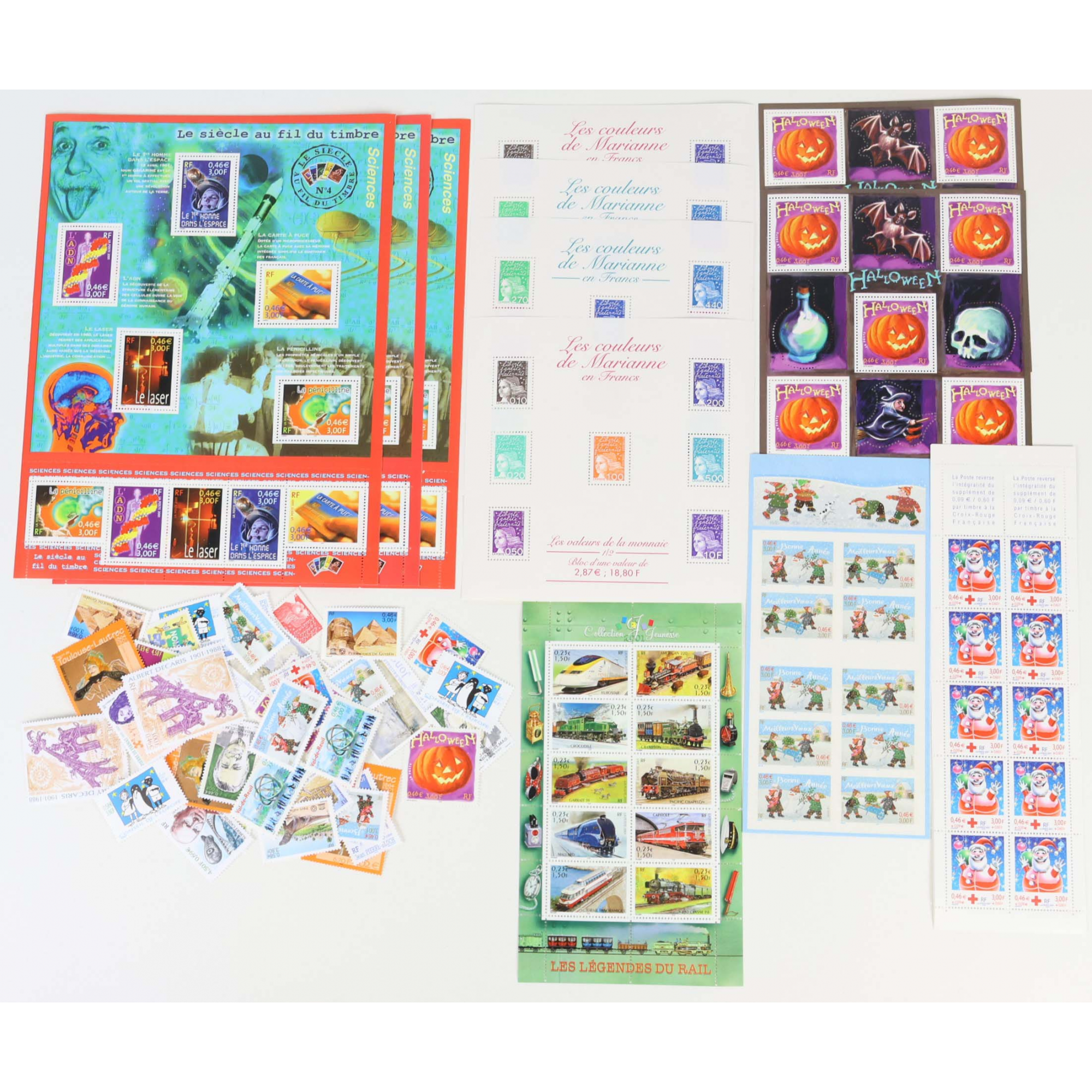FRANCE LOT EN EUROS TIMBRES/BLOCS-FEUILLETS/CARNETS TIMBRES NEUFS** FACIALE 65€