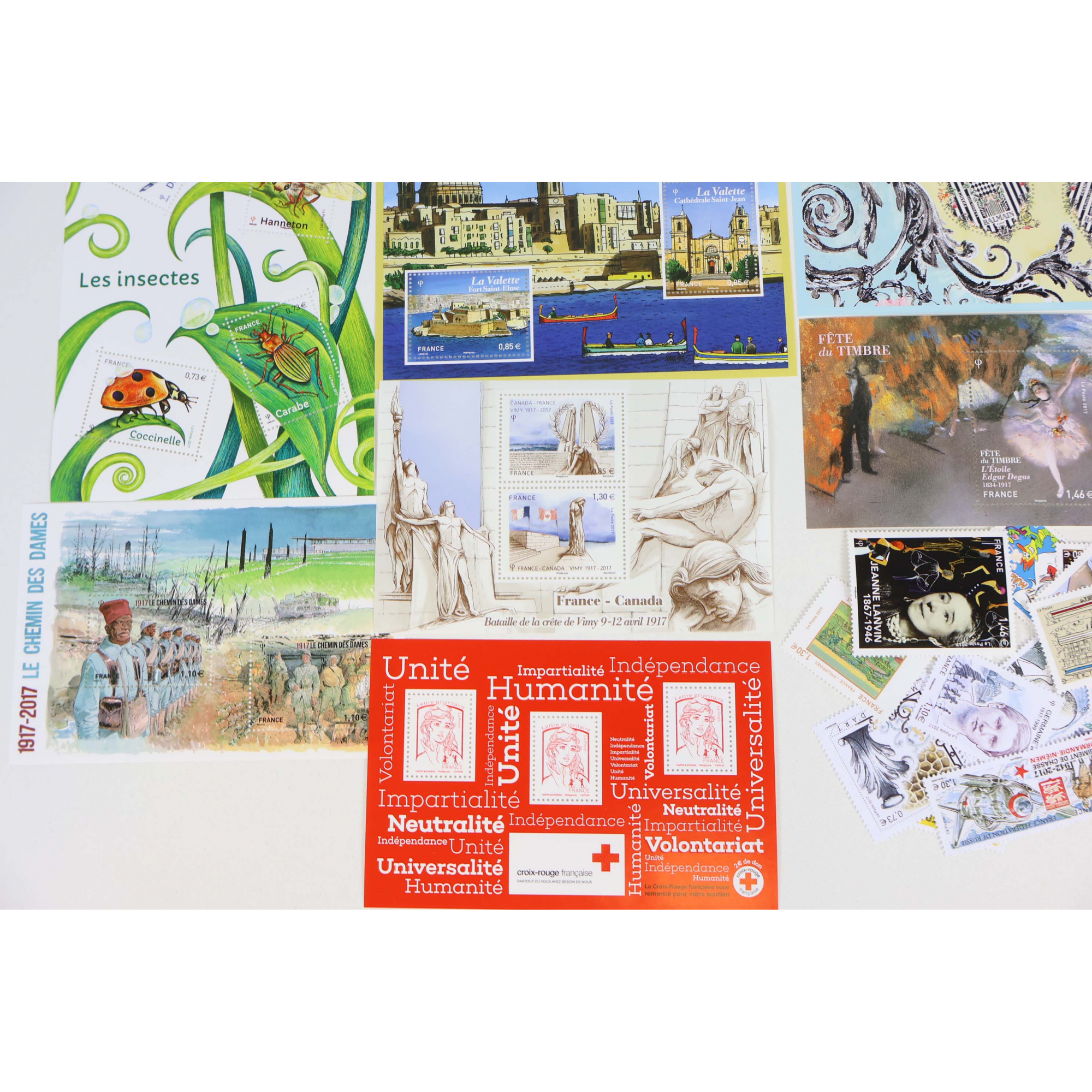 FRANCE LOT DE TIMBRES-POSTE ET DE BLOCS-FEUILLET DE 2017 NEUFS** FACIALE 89€