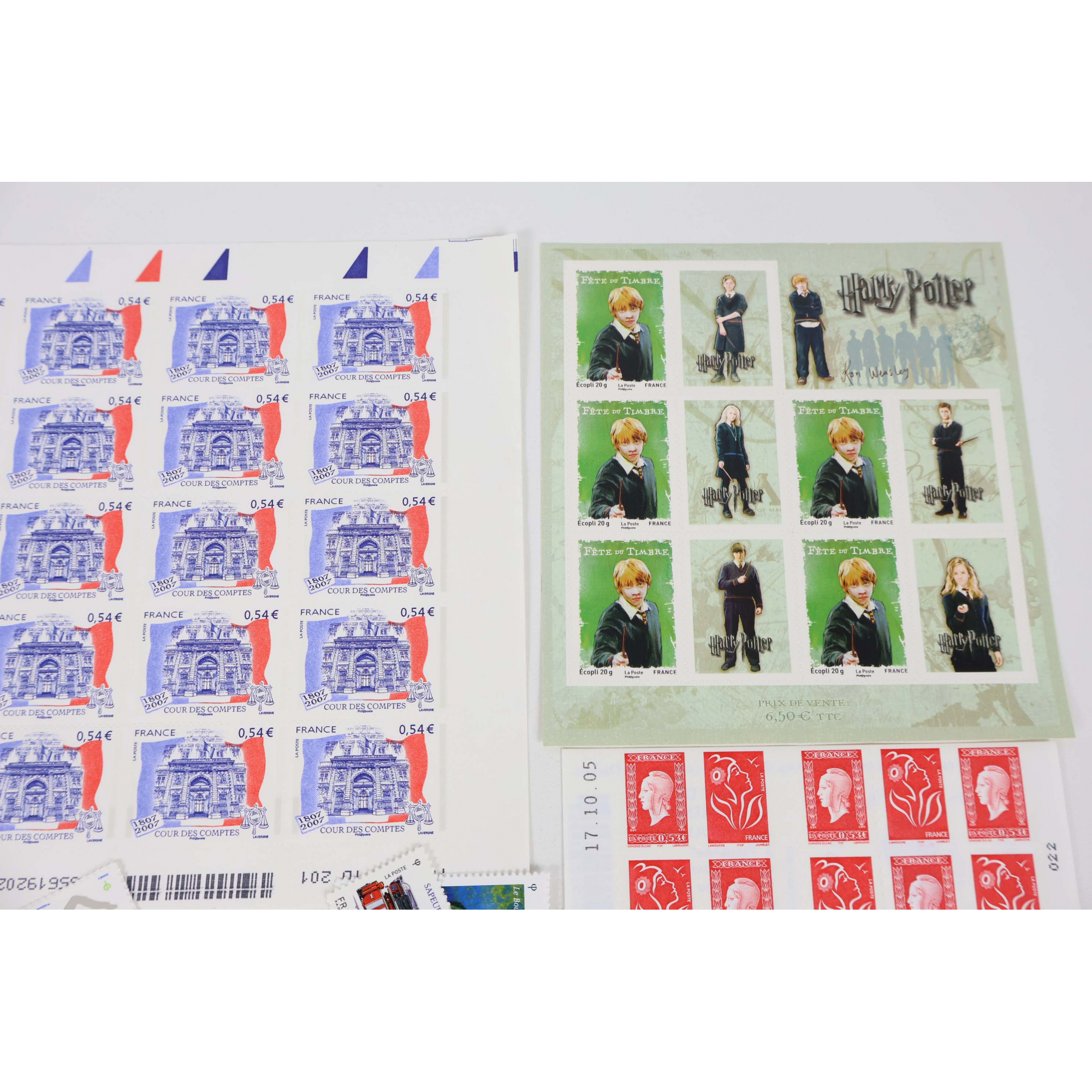 LOT DE TIMBRES AUTOADHÉSIFS FRANCE EN EUROS NEUFS POUR AFFRANCHIR, FACIALE 225€