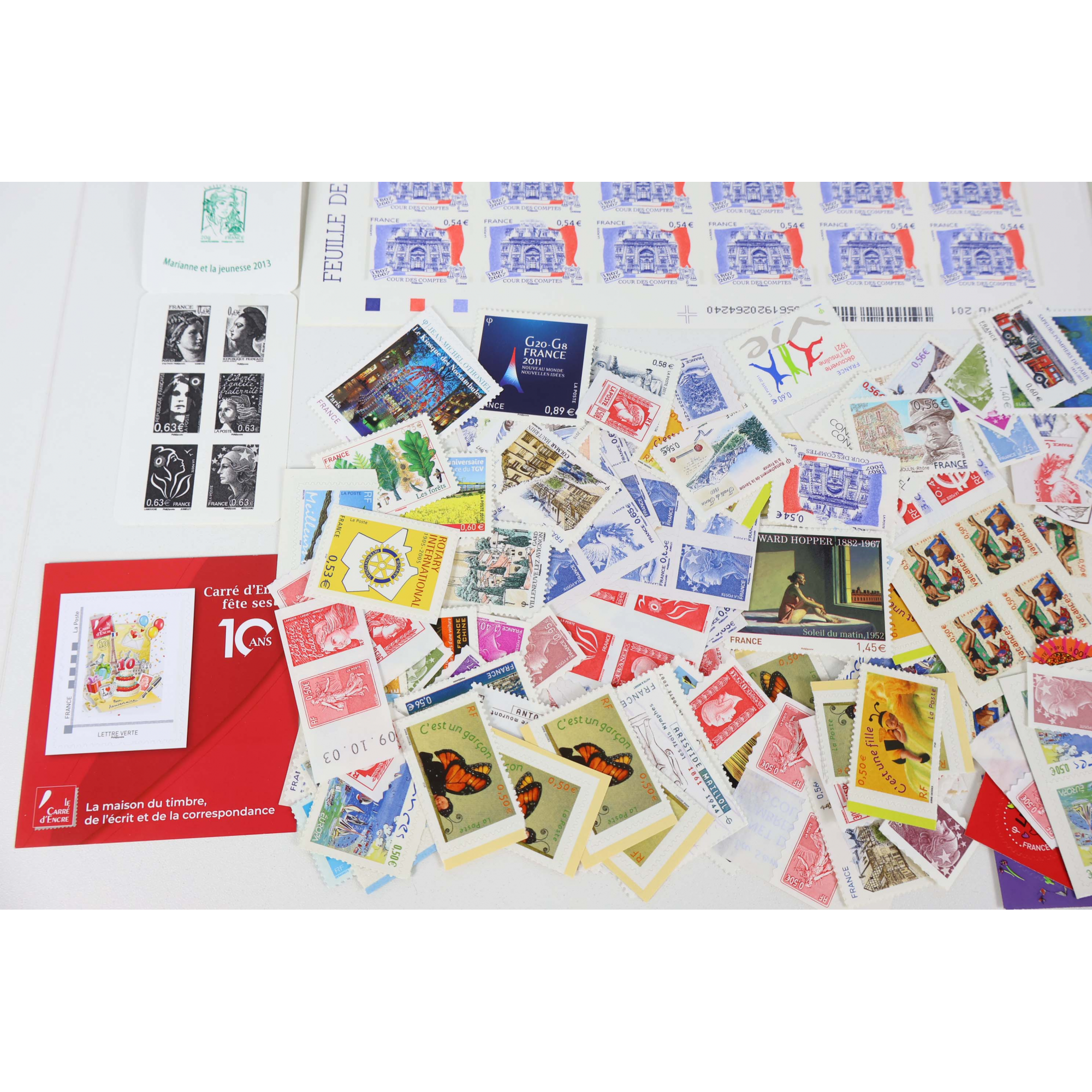 LOT DE TIMBRES AUTOADHÉSIFS FRANCE EN EUROS NEUFS POUR AFFRANCHIR, FACIALE 225€