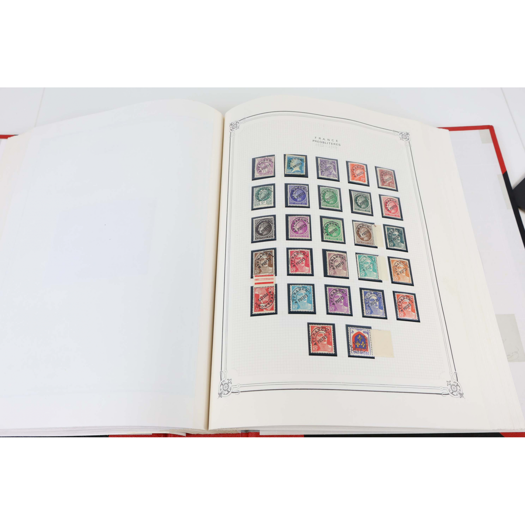 COLLECTION TIMBRES DE FRANCE, ANDORRE ET MONACO NEUFS DANS ALBUM YT GRAND FORMAT