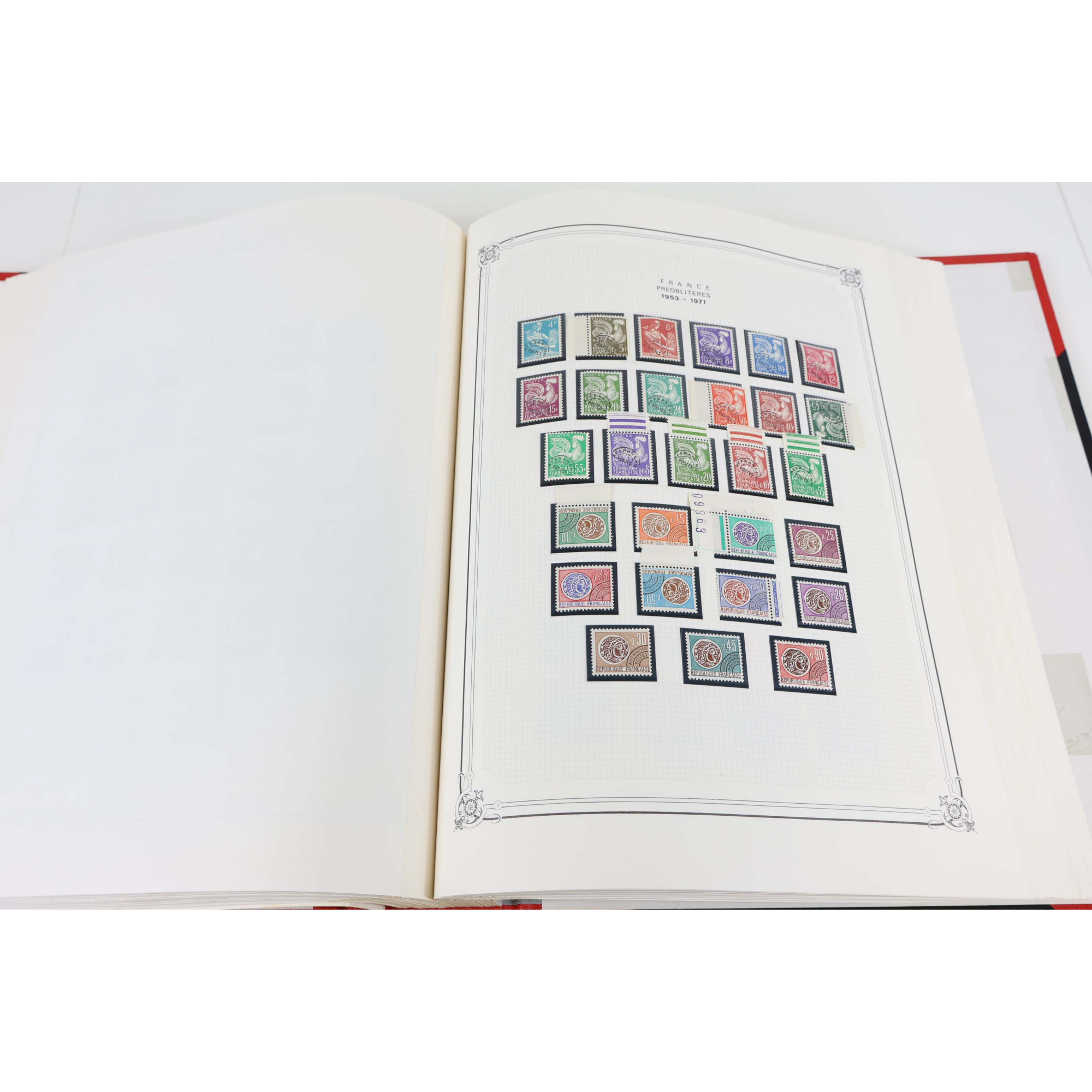 COLLECTION TIMBRES DE FRANCE, ANDORRE ET MONACO NEUFS DANS ALBUM YT GRAND FORMAT