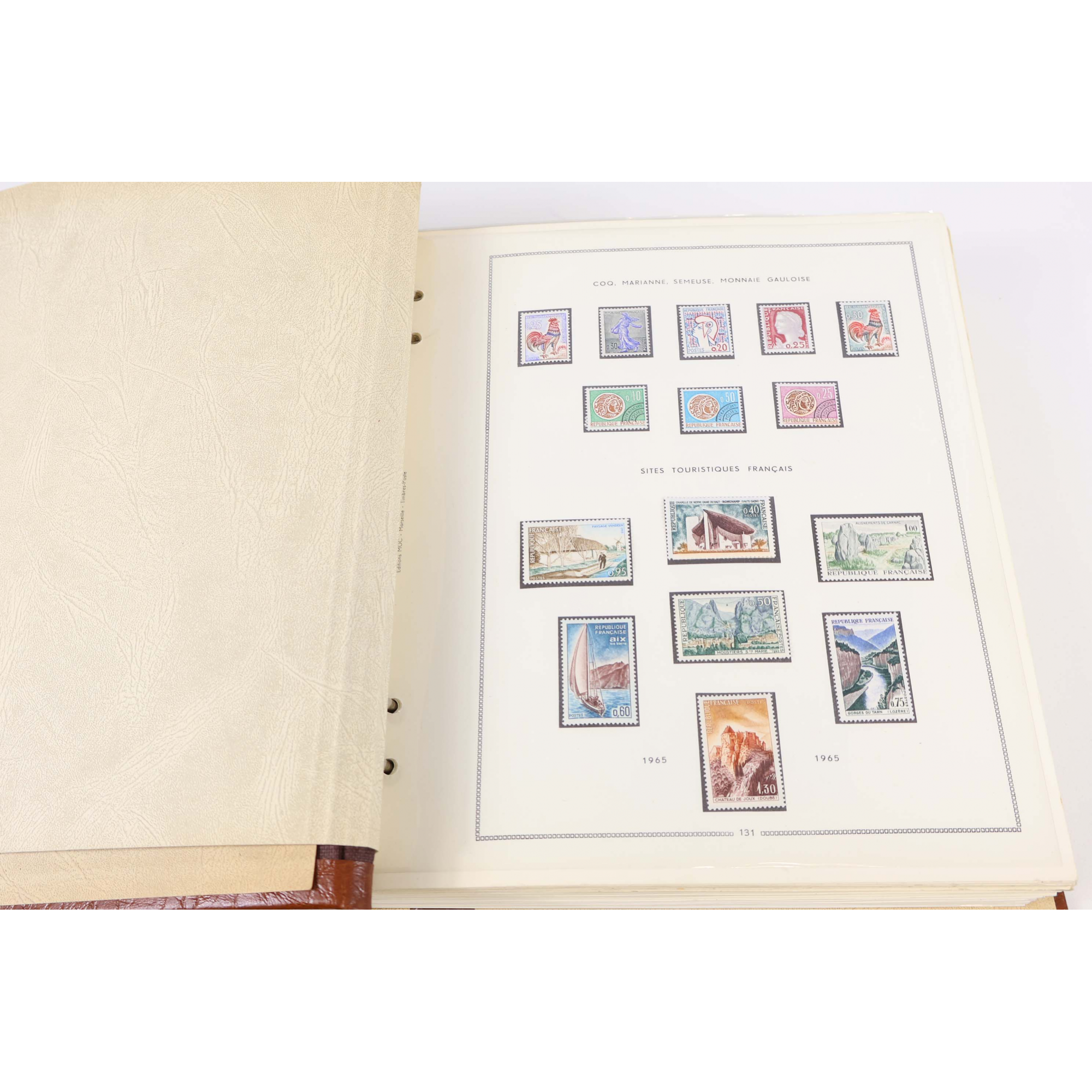 COLLECTION DE TIMBRES DE FRANCE DE 1965 À 1979 NEUFS*/** DANS UN ALBUM MOC