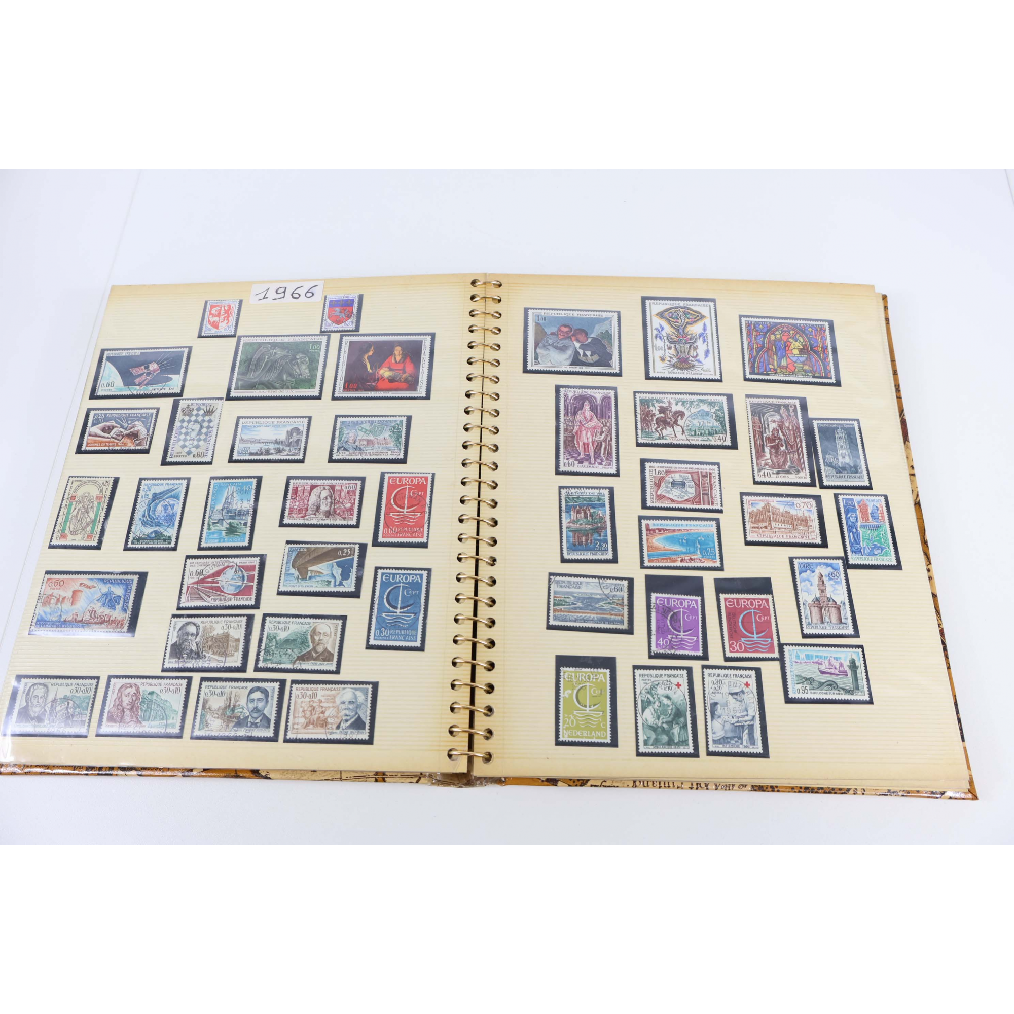 COLLECTION 6 ALBUMS TIMBRES FRANCE ENTRE 1953 ET 1997 MAJORITÉ NEUFS** VF 646€