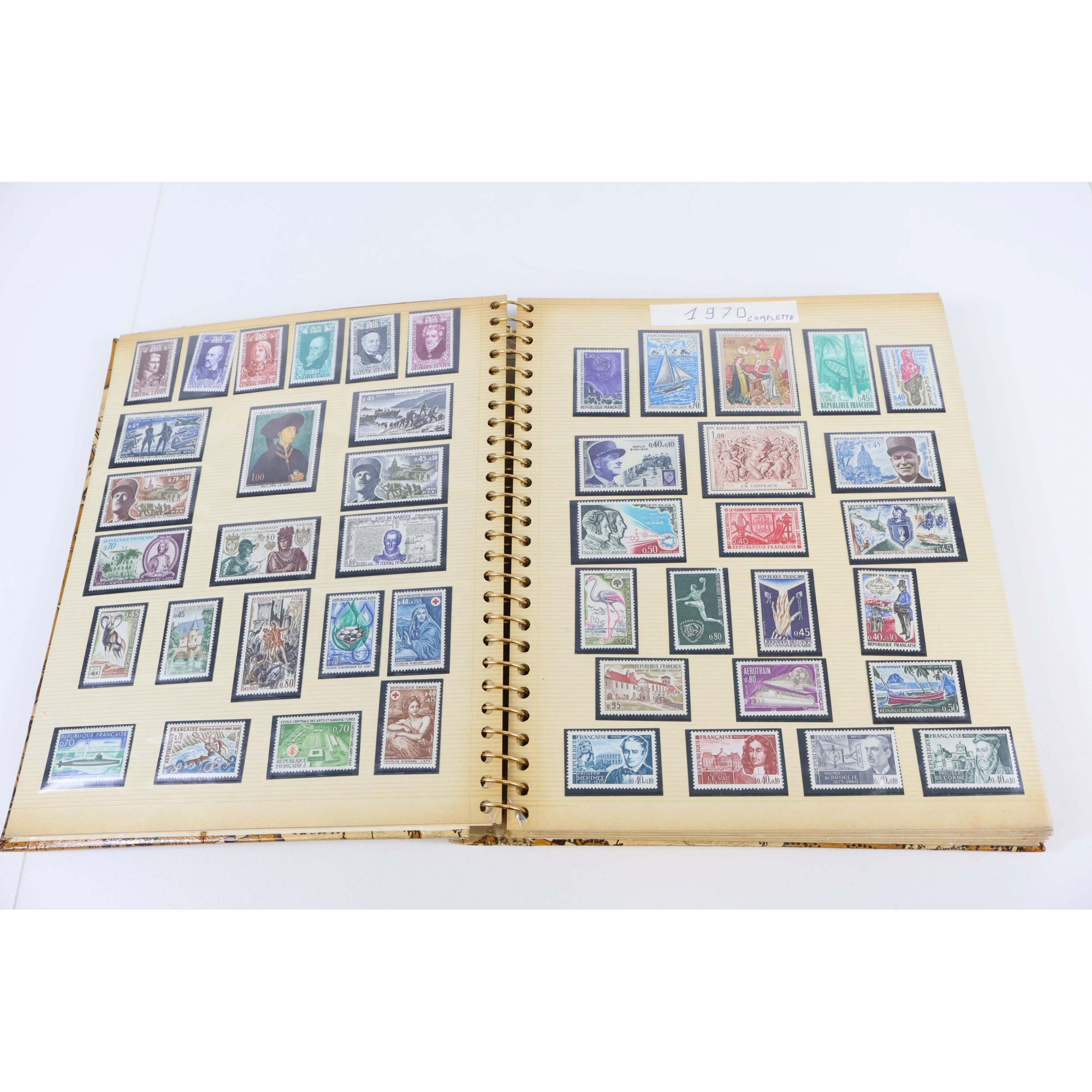COLLECTION 6 ALBUMS TIMBRES FRANCE ENTRE 1953 ET 1997 MAJORITÉ NEUFS** VF 646€