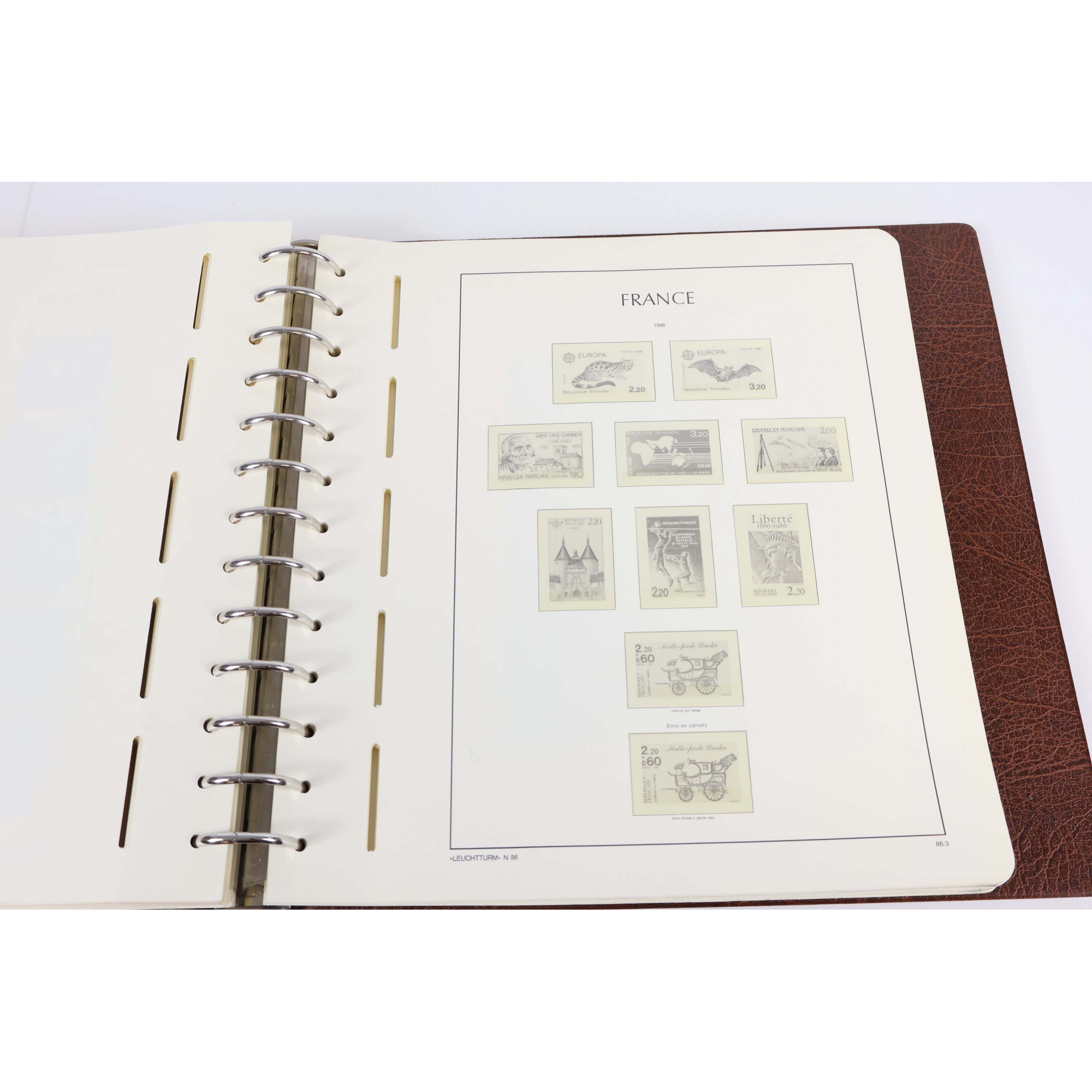 ALBUM LEUCHTTURM POUR RANGER UNE COLLECTION TIMBRES DE FRANCE DE 1976 À 1989
