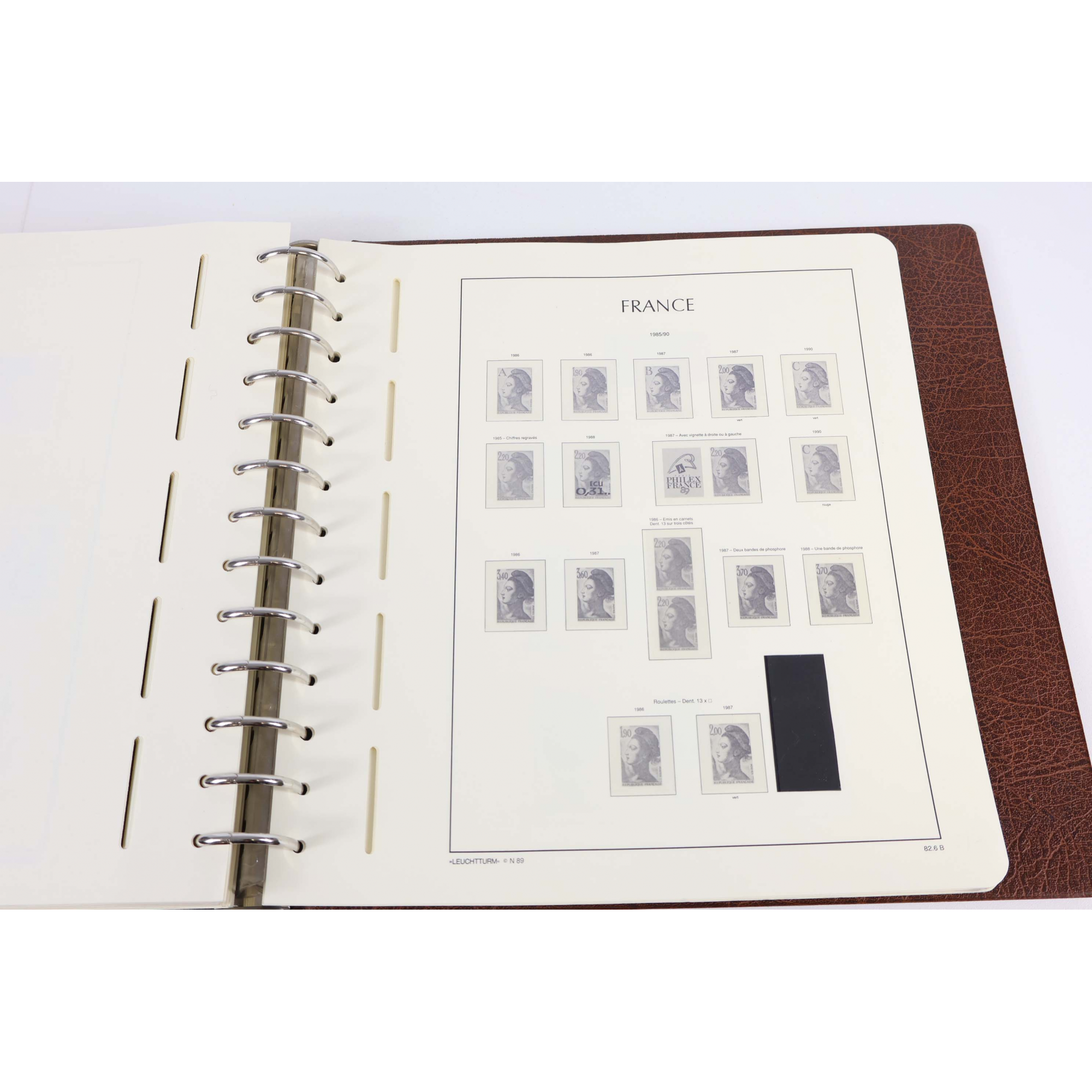 ALBUM LEUCHTTURM POUR RANGER UNE COLLECTION TIMBRES DE FRANCE DE 1976 À 1989