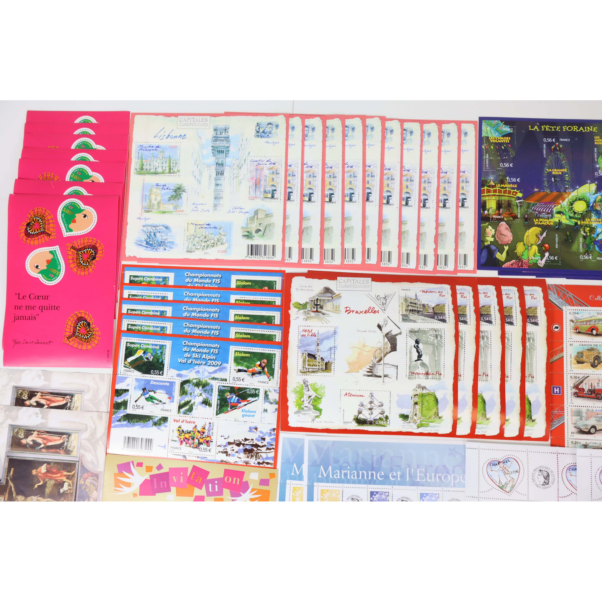 LOT BLOCS FEUILLETS TIMBRES EN EUROS AVEC DÉFAUTS POUR AFFRANCHIR FACIALE 231,5€