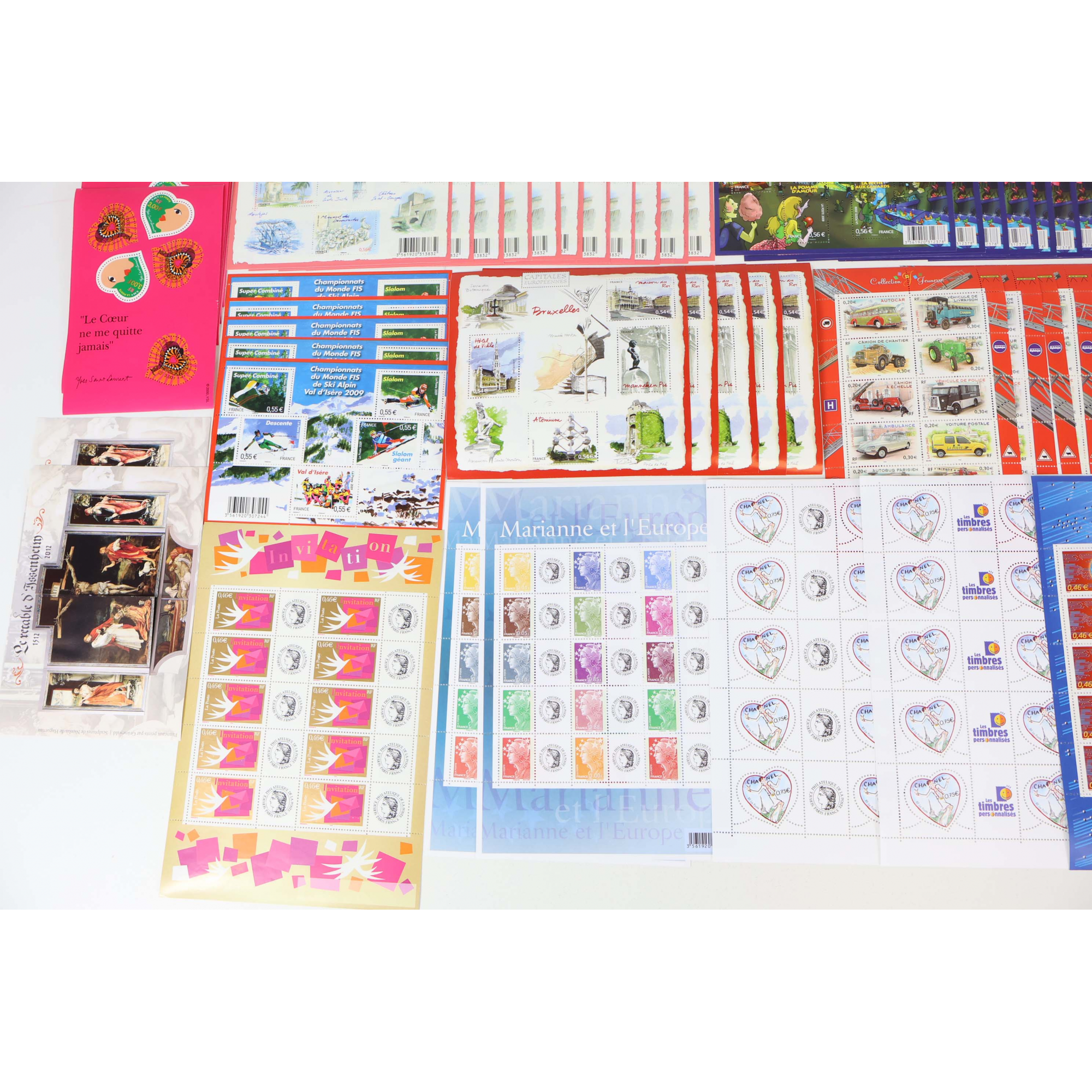 LOT BLOCS FEUILLETS TIMBRES EN EUROS AVEC DÉFAUTS POUR AFFRANCHIR FACIALE 231,5€