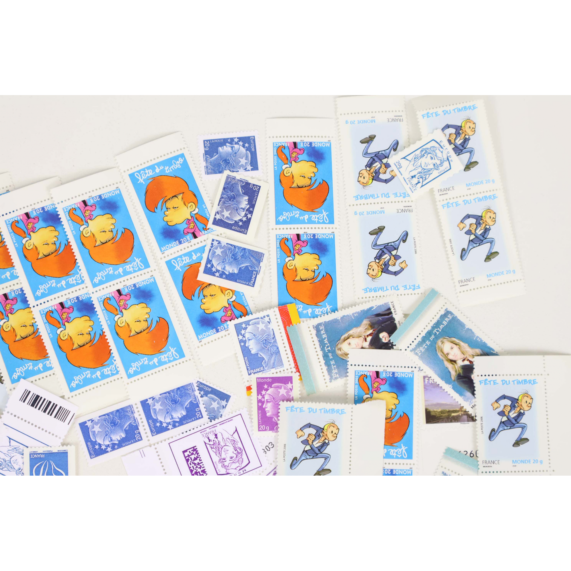 LOT DE 100 TIMBRES LETTRES MONDE / EUROPE 20G A VALIDITÉS PERMANENTES NEUFS