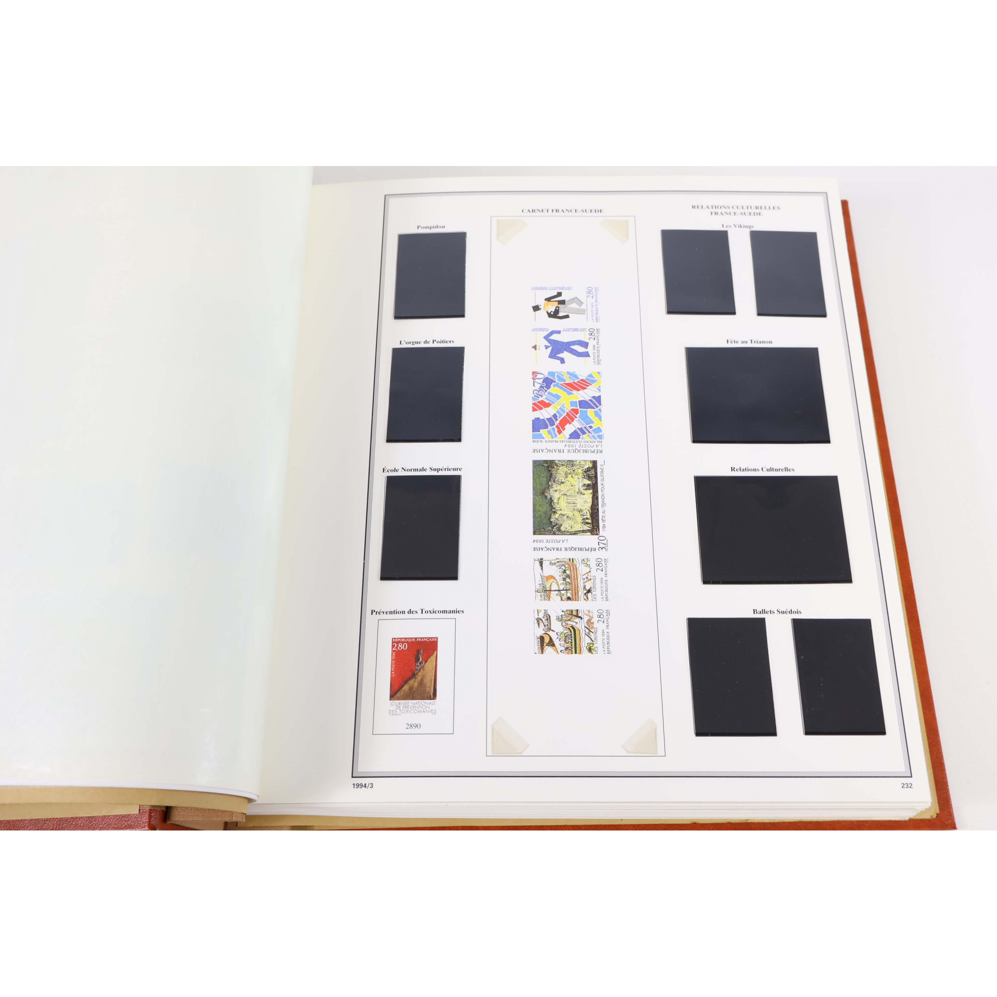 ALBUM CÉRÈS POUR RANGER UNE COLLECTION DE TIMBRES DE FRANCE DE 1993 À 2001