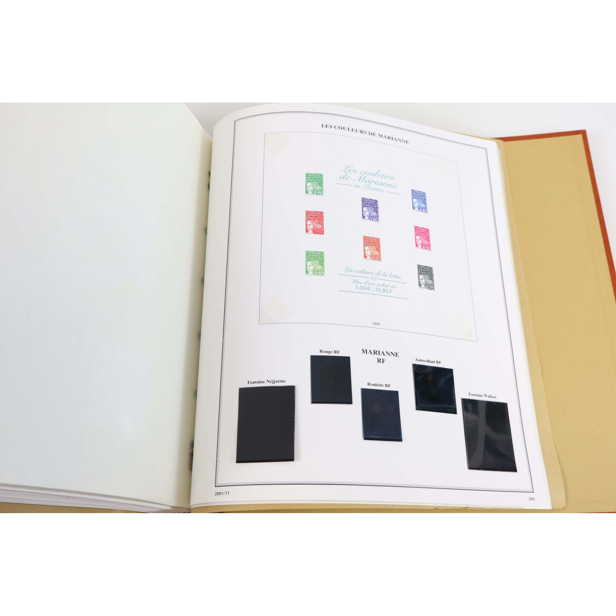 ALBUM CÉRÈS POUR RANGER UNE COLLECTION DE TIMBRES DE FRANCE DE 1993 À 2001