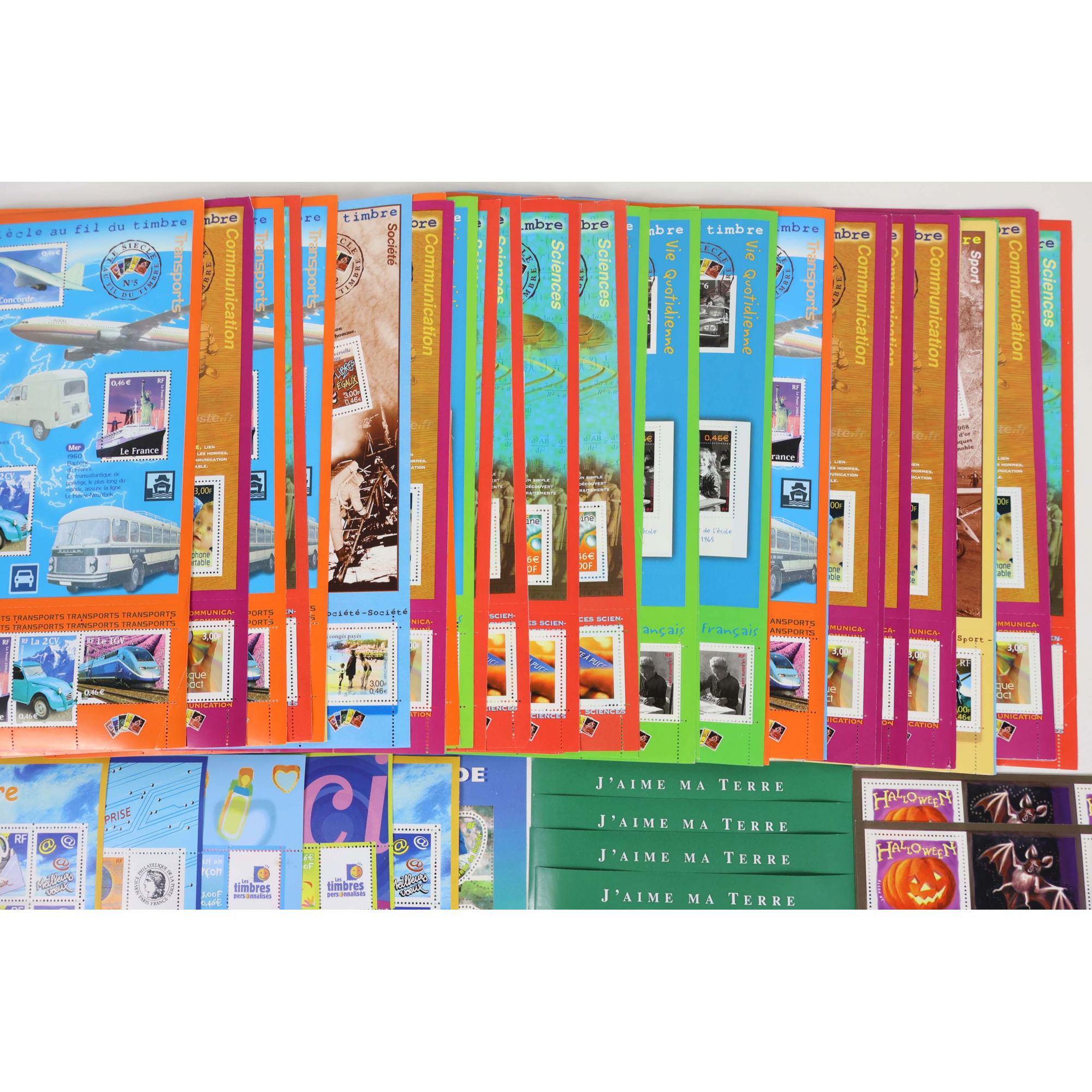 LOT 928 TIMBRES À 0.46 EUROS BLOCS AVEC DÉFAUTS POUR AFFRANCHIR FACIALE 426.88€