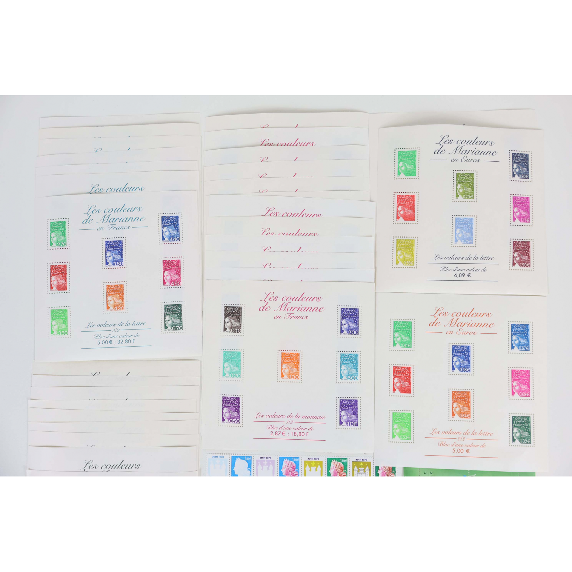 LOT DE TIMBRES POSTE EN EUROS, BLOCS AVEC DÉFAUTS POUR AFFRANCHIR FACIALE 157€