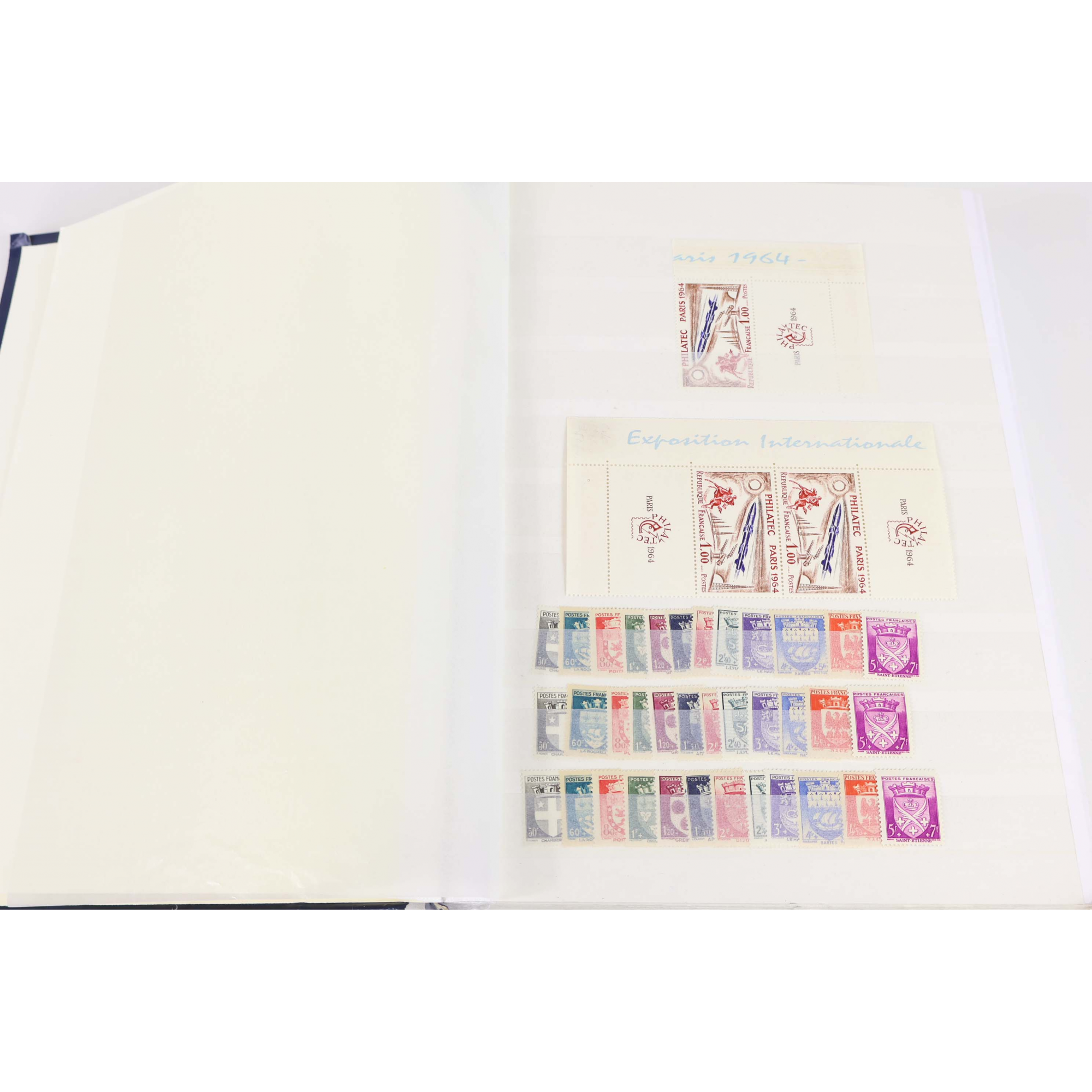 STOCK ENORME DE TIMBRES NEUFS** DES ANNEES 40 A 65 BP DE CELEBRITES COTE 6500€