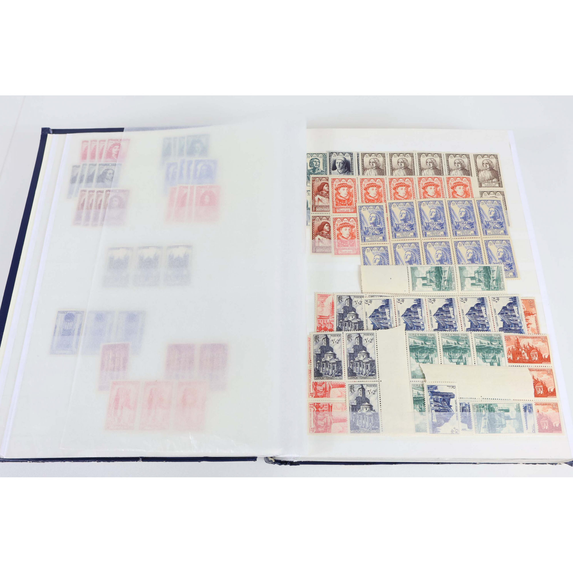 STOCK ENORME DE TIMBRES NEUFS** DES ANNEES 40 A 65 BP DE CELEBRITES COTE 6500€
