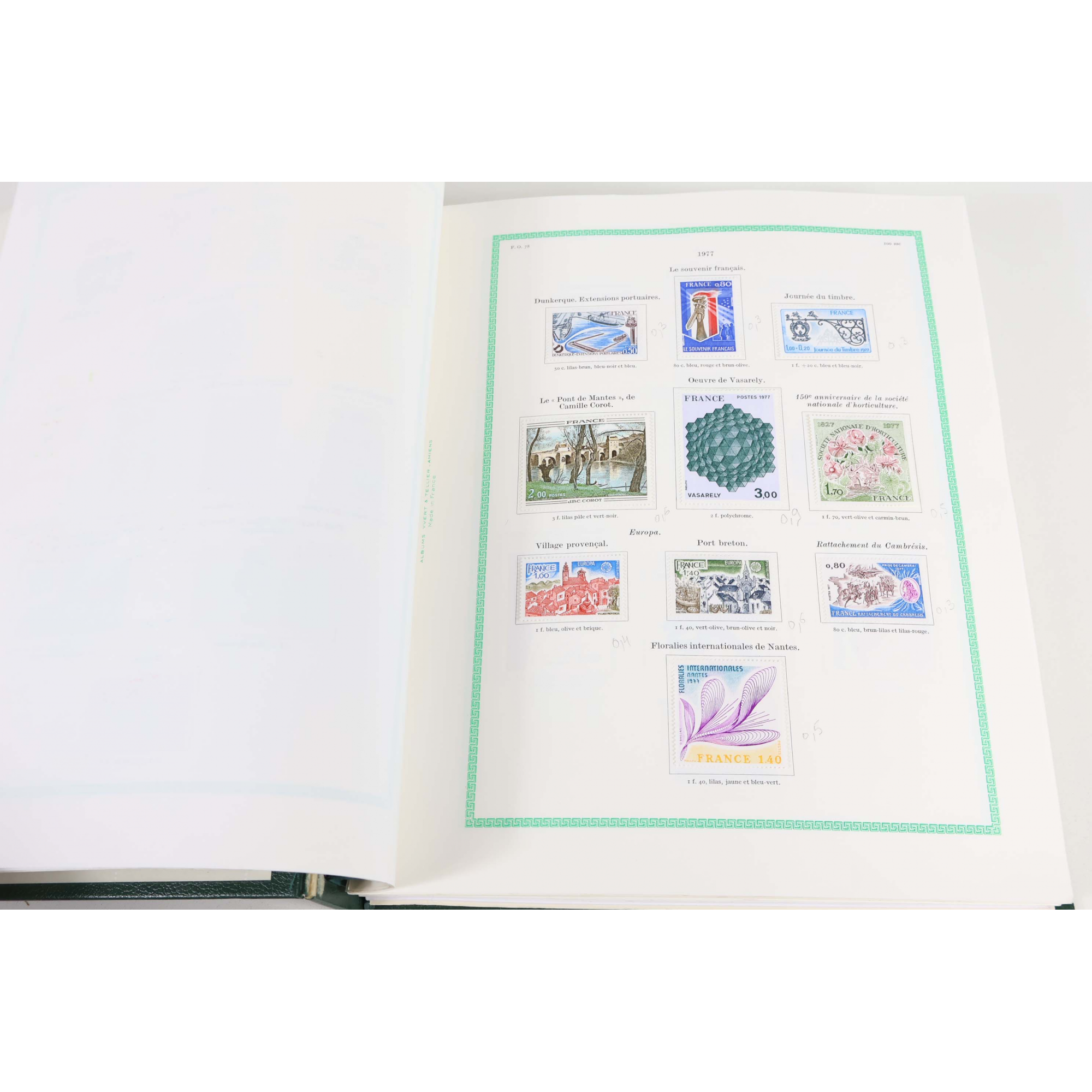 COLLECTION TIMBRES FRANCE DE 1974 A 1997 NEUFS SUR CHARNIÈRE ALBUM YT VF 830.69€