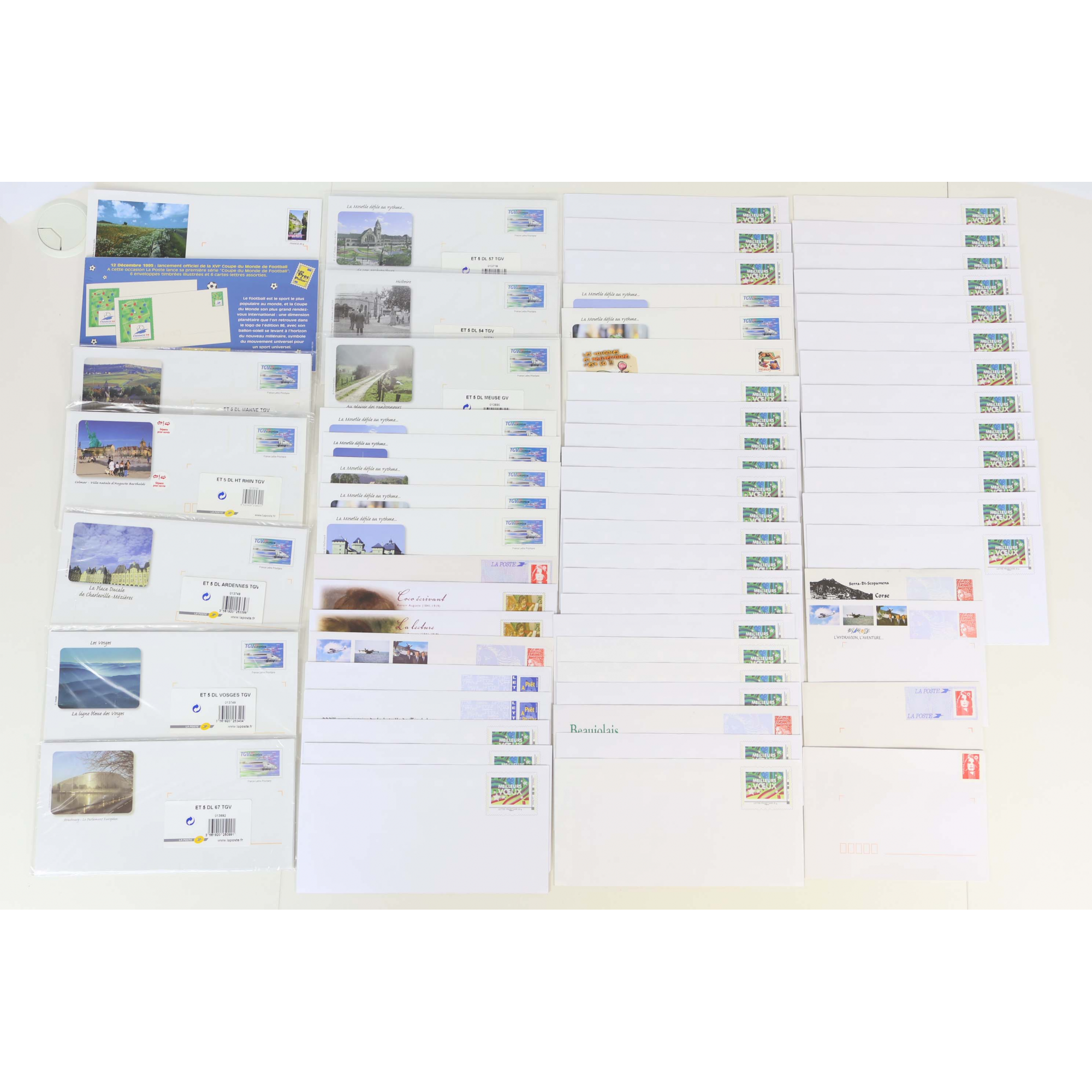 LOT DE 100 ENVELOPPES PRÉ AFFRANCHIES POUR LETTRES 20G FRANCE, THÈMES DIVERS