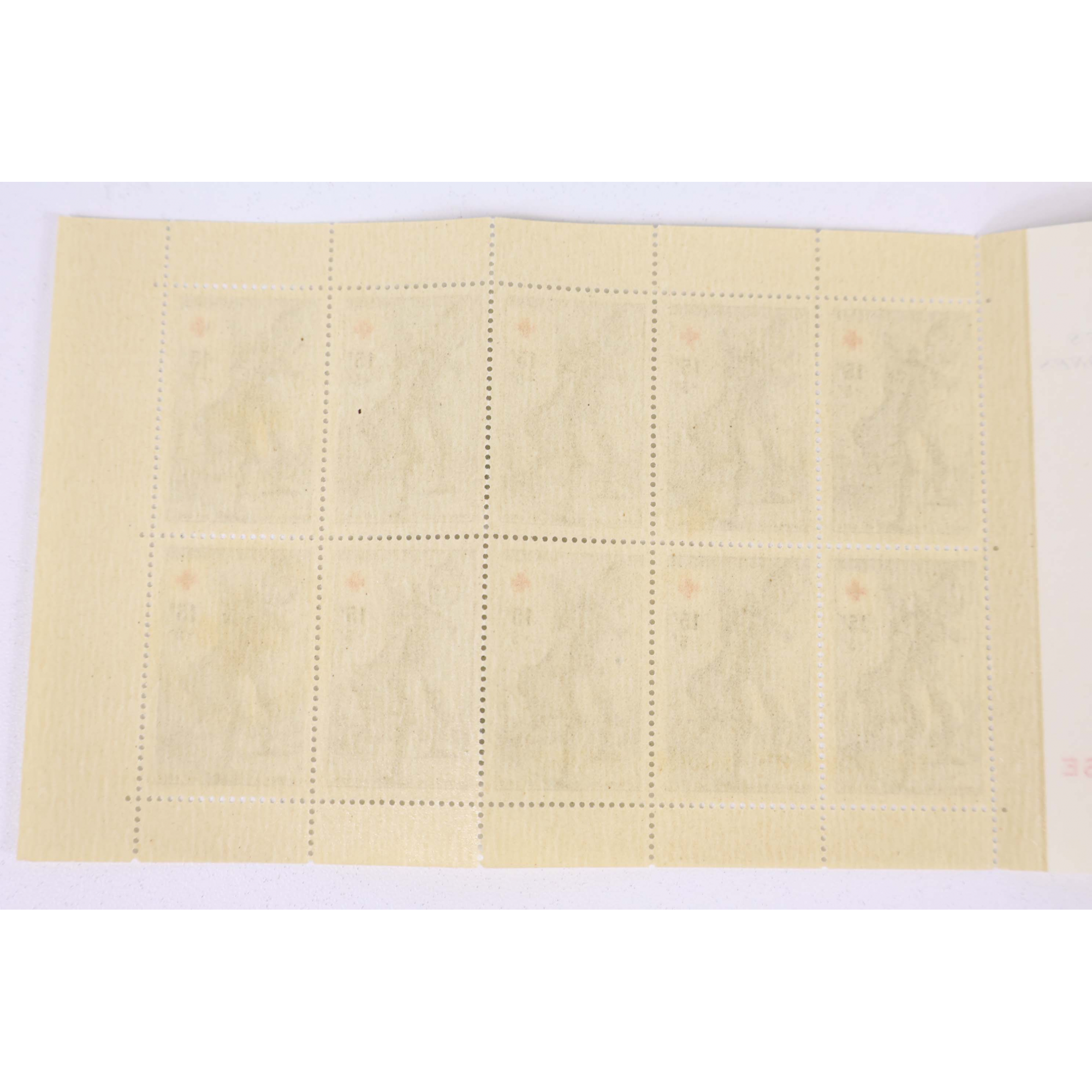 FRANCE CARNET CROIX-ROUGE DE 1955 TIMBRES NEUFS** BELLE QUALITE COTE 450€