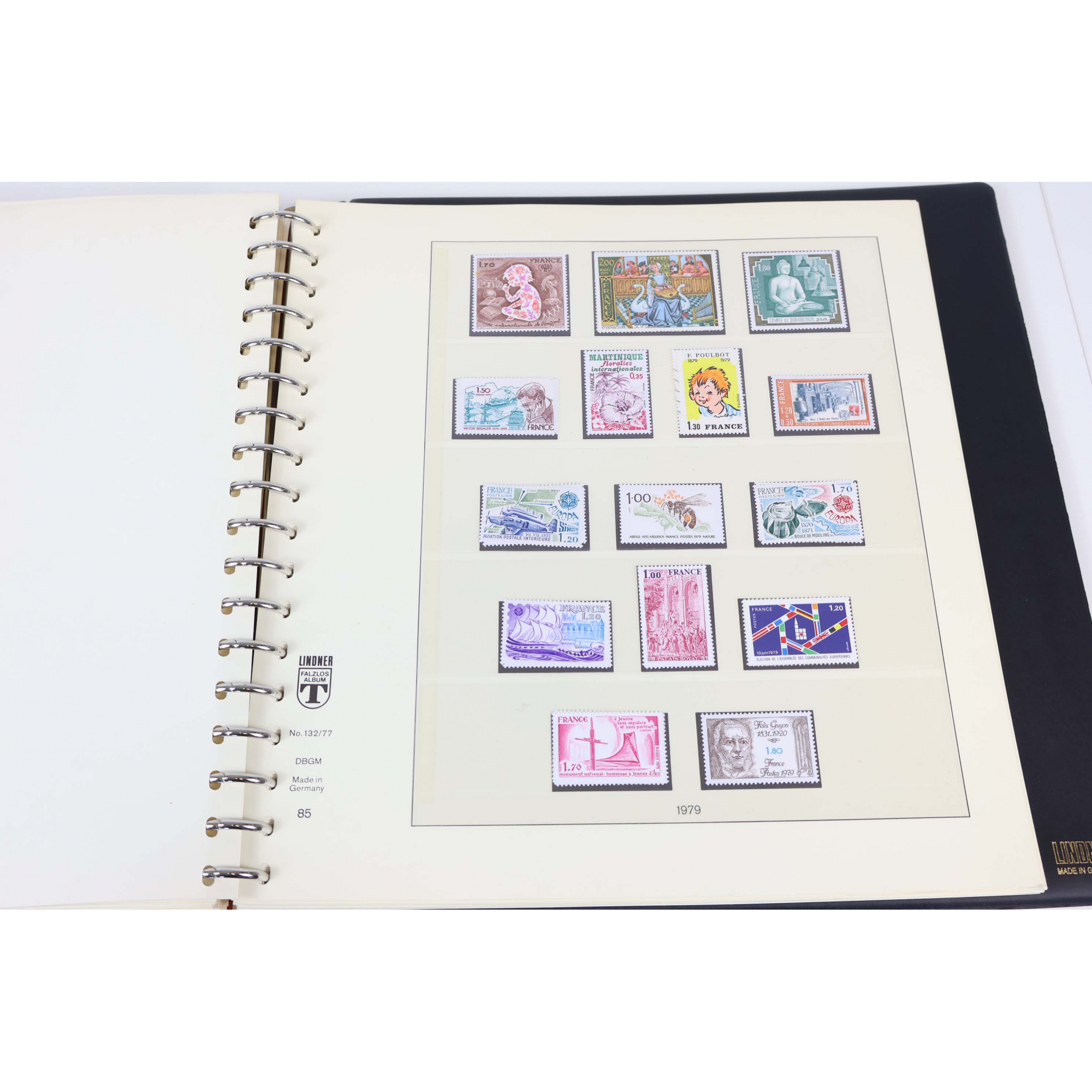 FRANCE, COLLECTION DE 1970 A 1979 TIMBRES NEUFS** DANS UN CLASSEUR LINDNER
