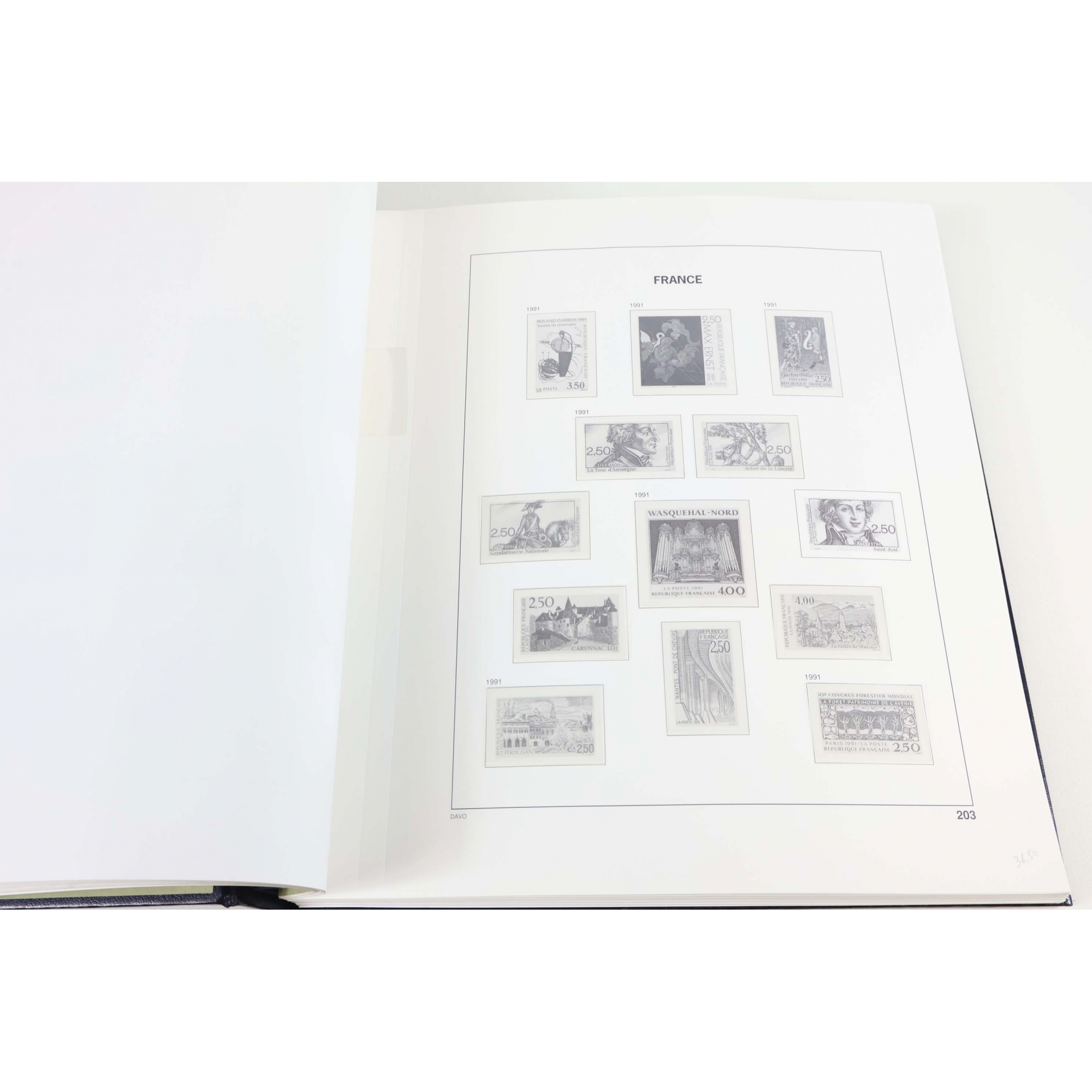 ALBUM DAVO FRANCE DE 1987 À 1999 POUR RANGER UNE COLLECTION DE TIMBRES