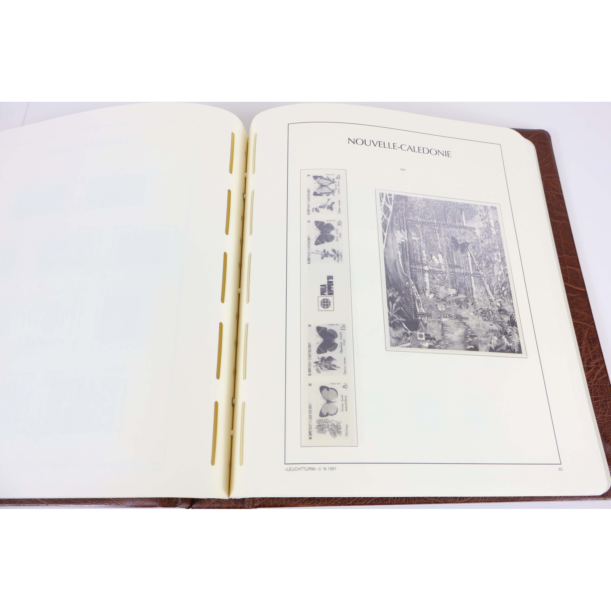 CLASSEUR HAUT DE GAMME LEUCHTTURM POUR COLLECTION NOUVELLE CALÉDONIE 1959 A 1999