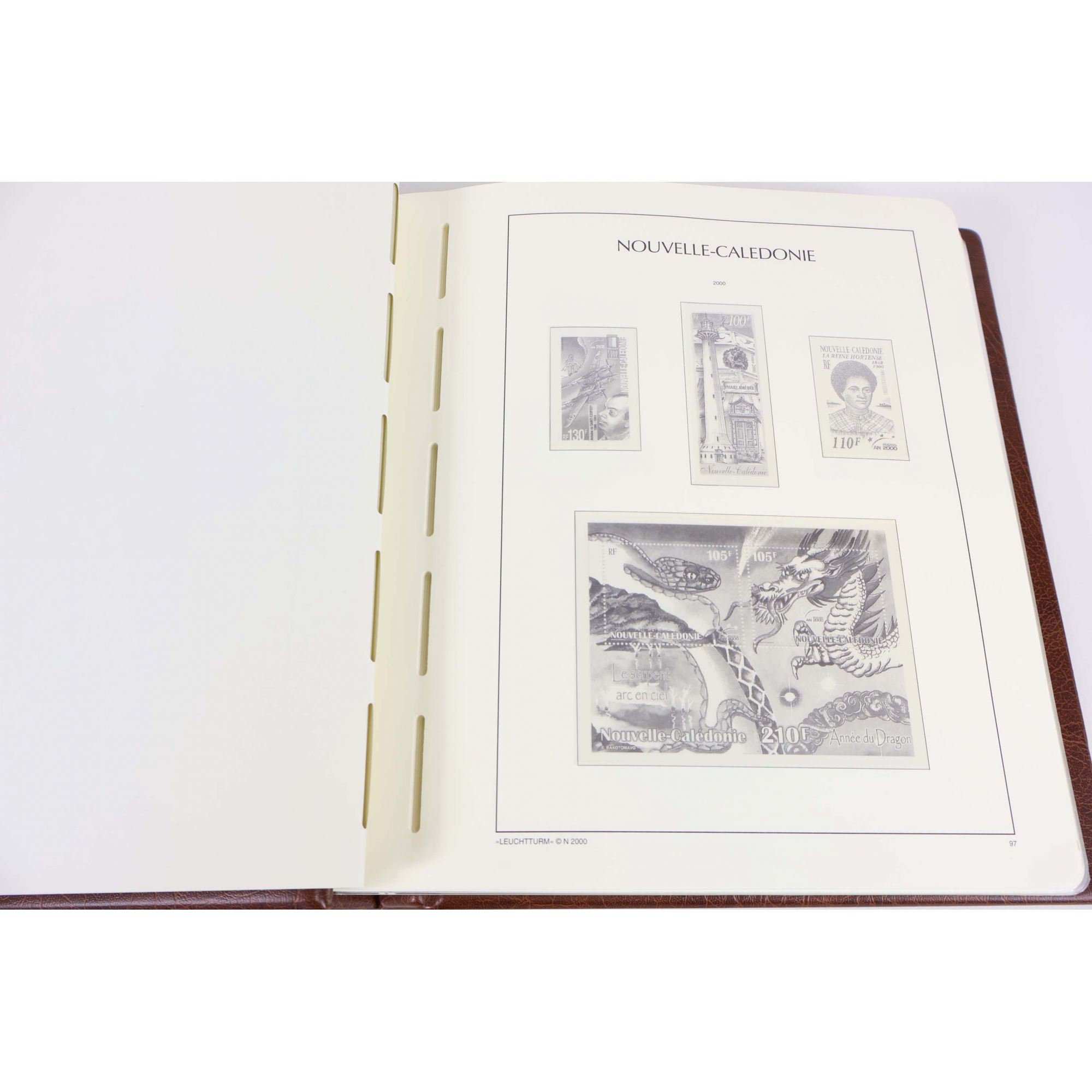 CLASSEUR HAUT DE GAMME LEUCHTTURM POUR COLLECTION NOUVELLE CALÉDONIE 2000 A 2019