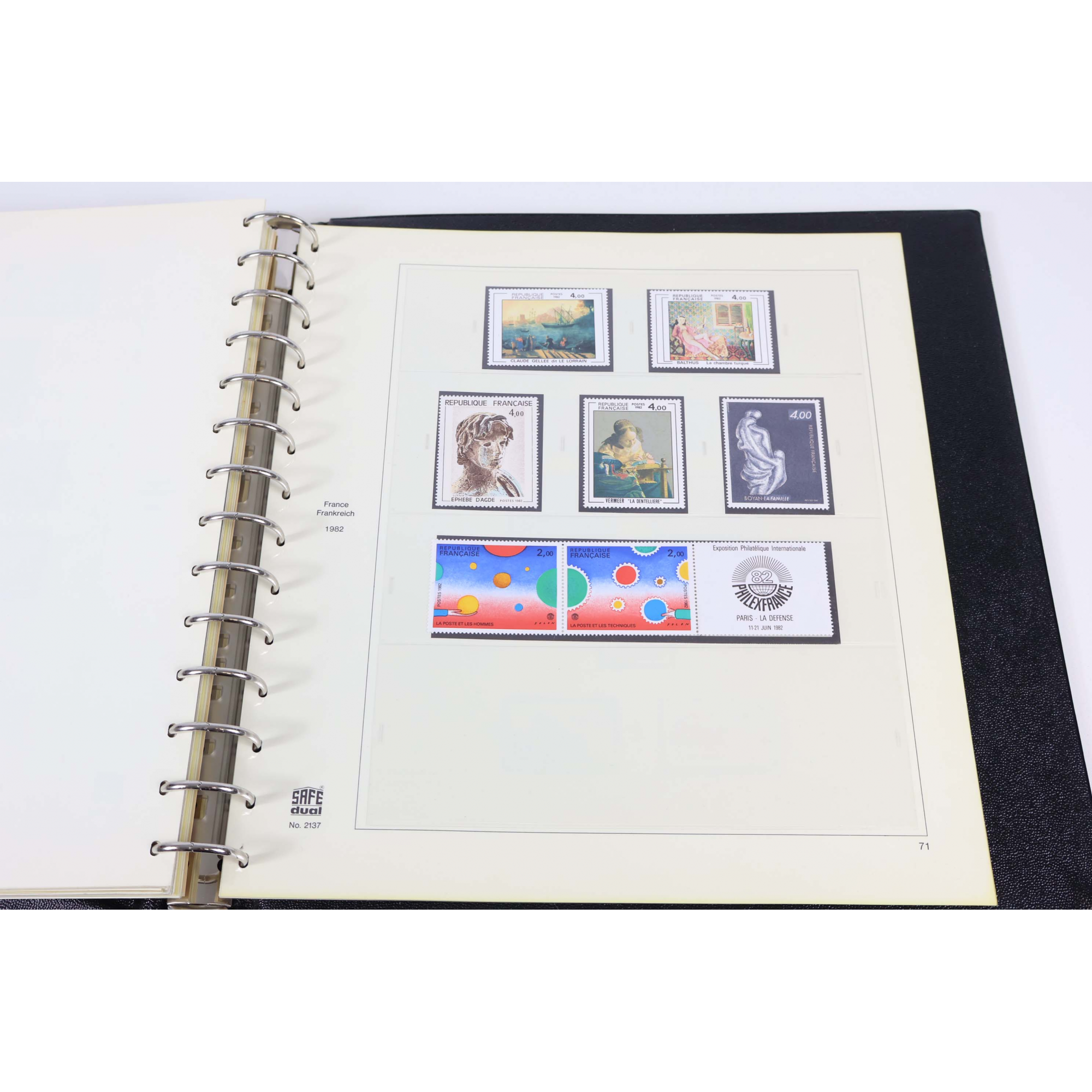 FRANCE COLLECTION QUASI COMPLÈTE DE 1977 À 1982 CLASSEUR TIMBRES NEUFS SAFE-DUAL