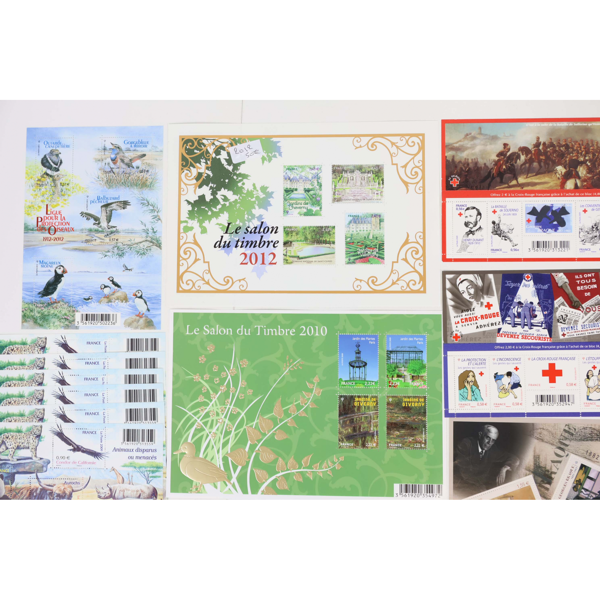 LOT BLOCS-FEUILLETS TIMBRES EUROS AVEC DÉFAUTS POUR AFFRANCHIR FACIALE 403.71€
