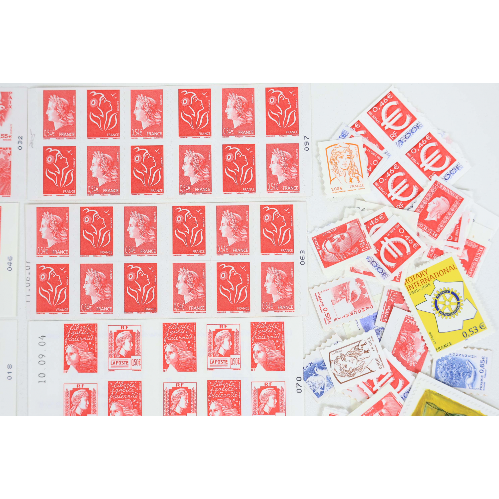 FRANCE LOT DE TIMBRES AUTOADHÉSIFS MODERNES TIMBRES NEUFS** VALEUR FACIALE 145€